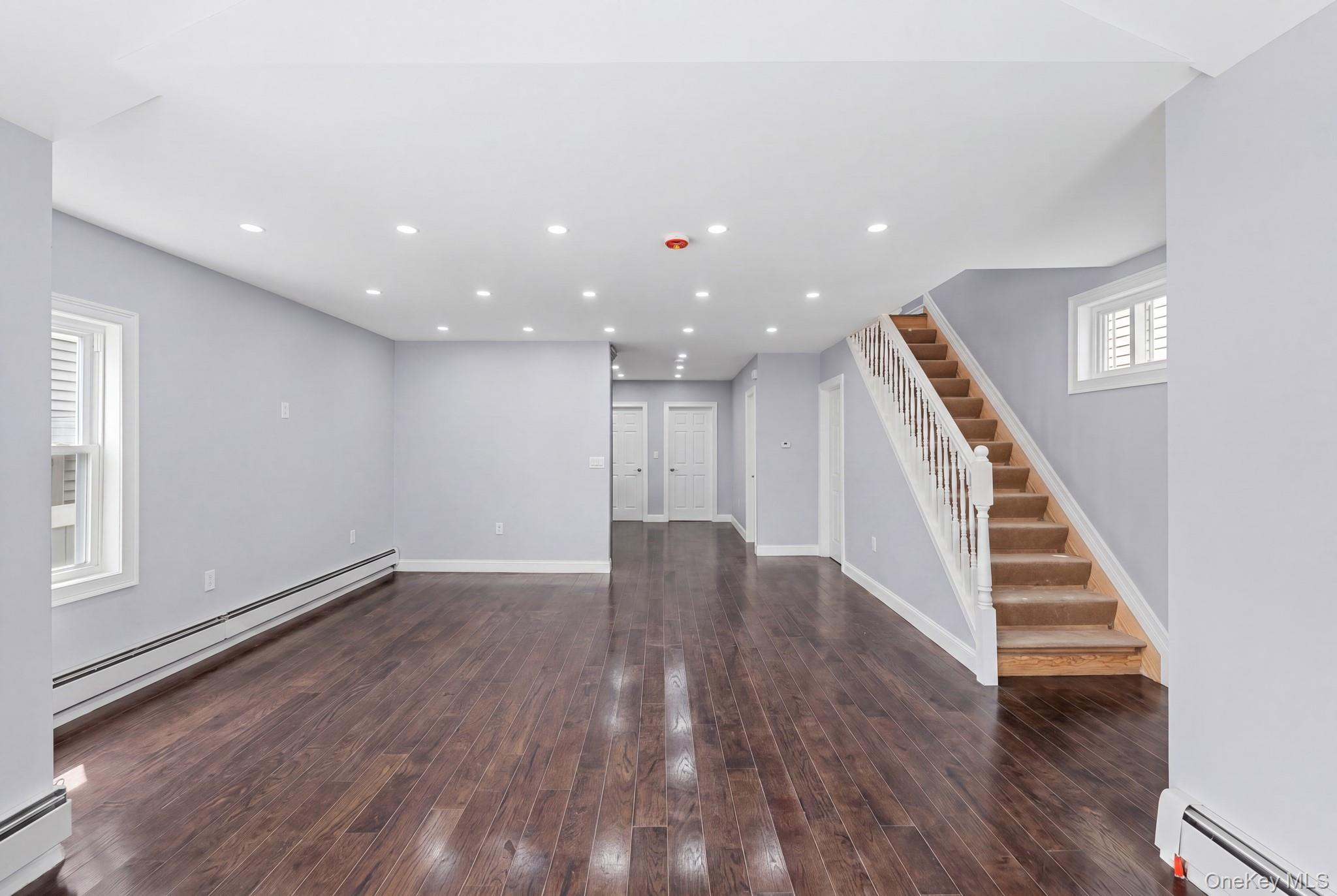 Single Family 118th Street  Queens, NY 11420, MLS-1027225-2