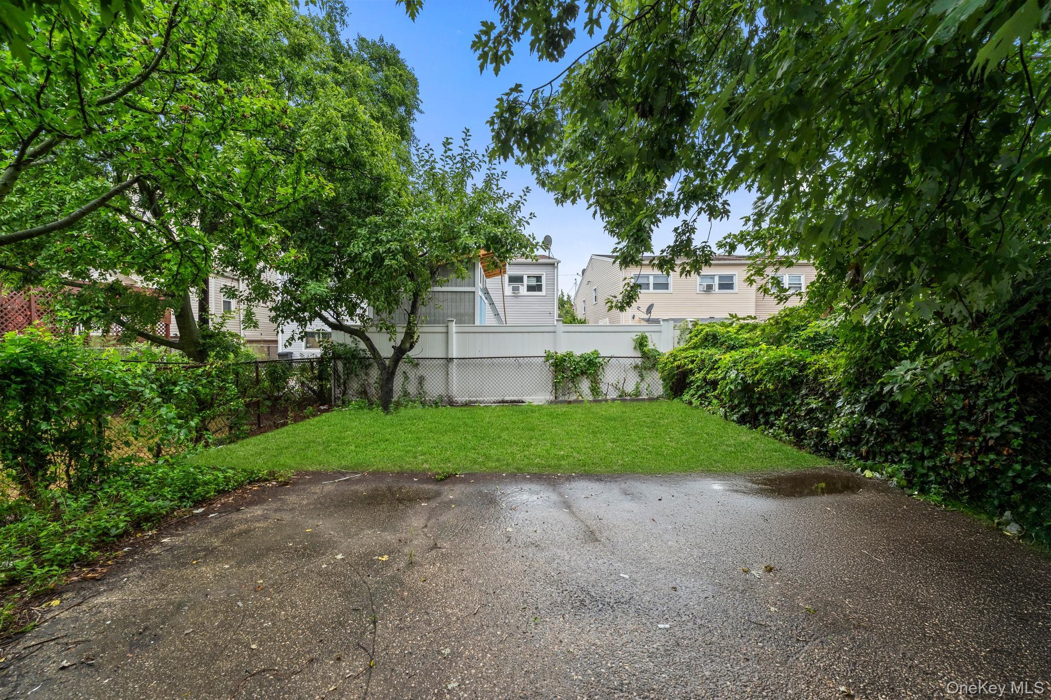 Single Family Beach 63rd Street  Queens, NY 11692, MLS-1027246-13