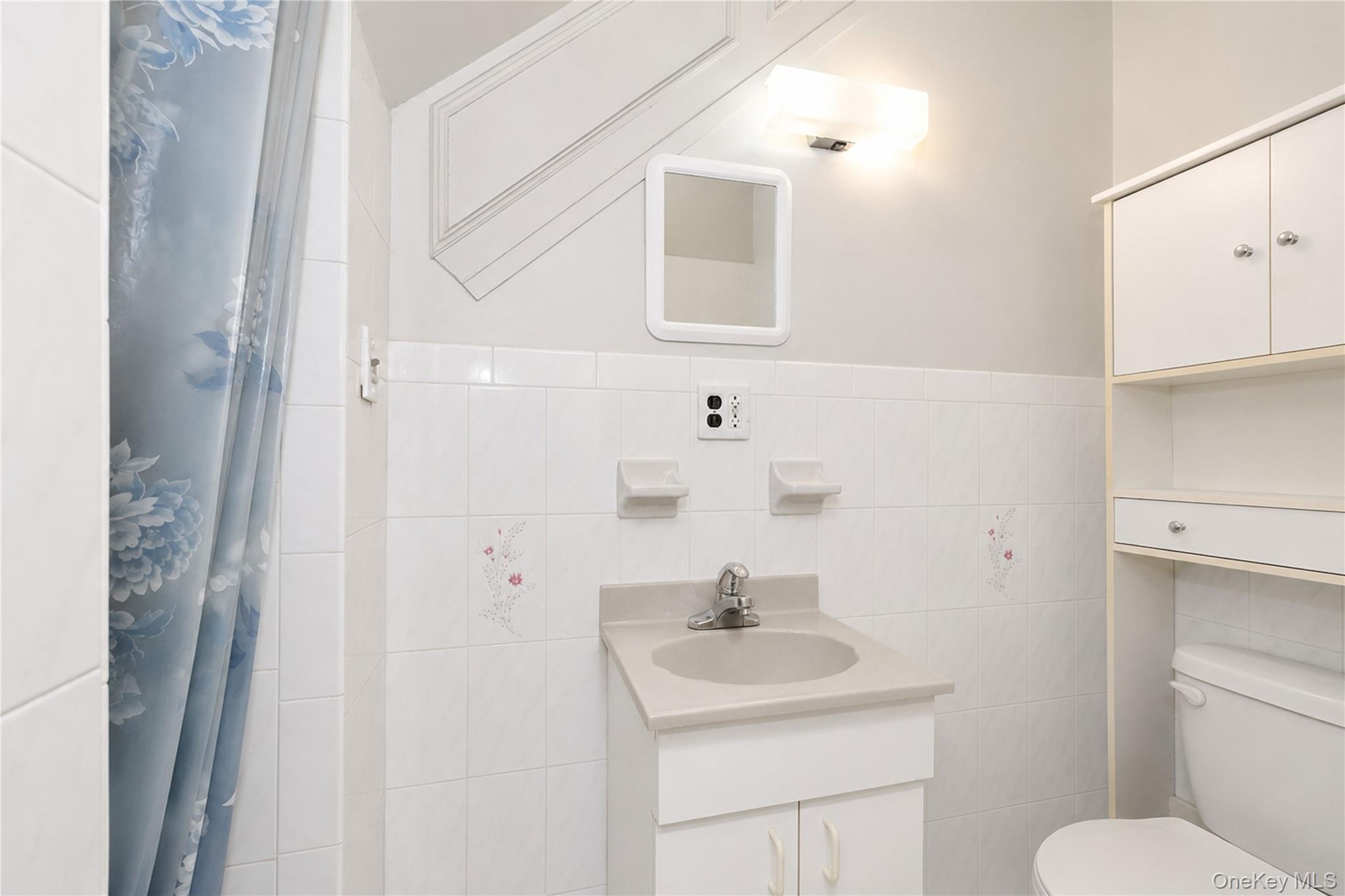 Single Family 72nd Street  Brooklyn, NY 11228, MLS-1027278-16