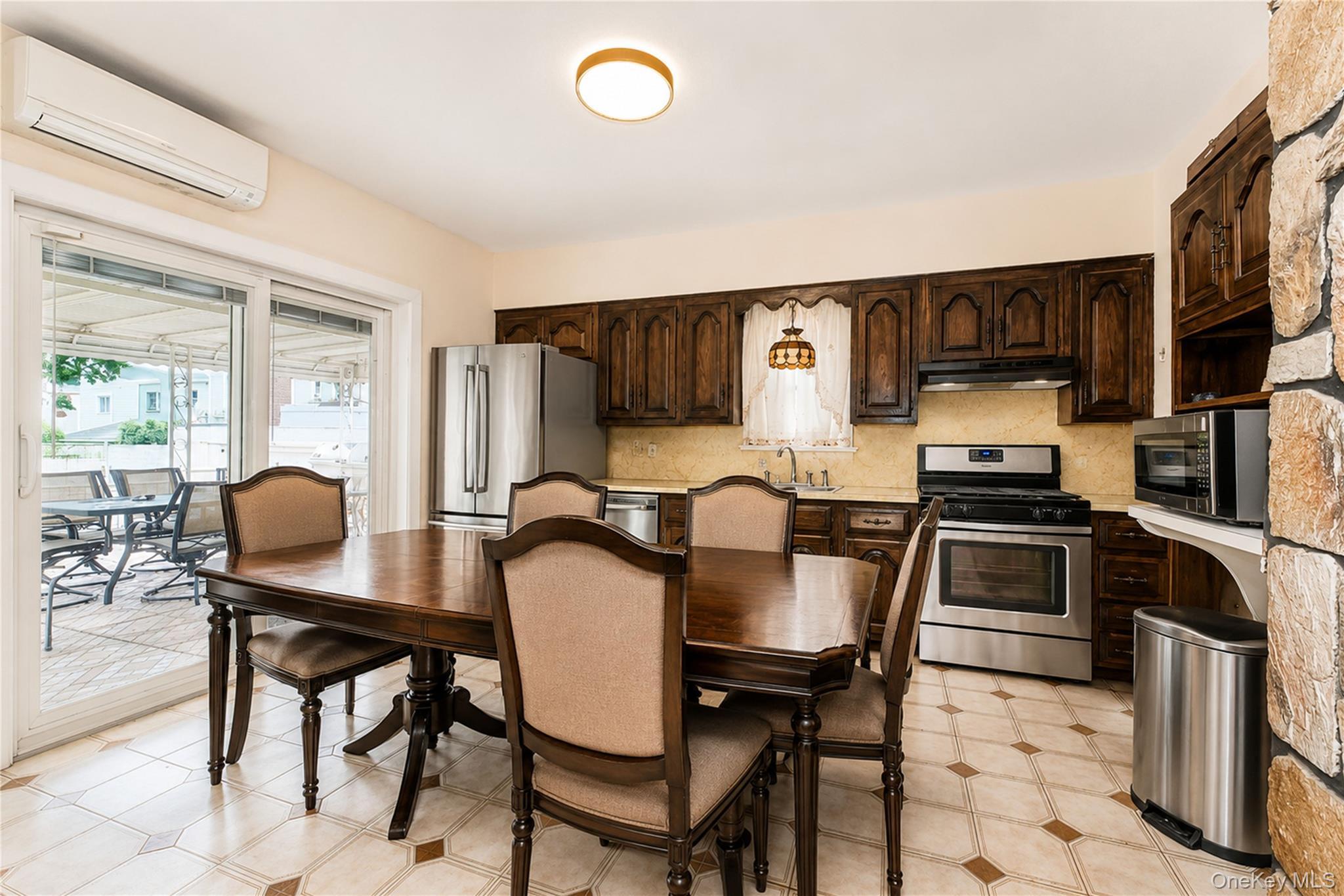 Single Family 72nd Street  Brooklyn, NY 11228, MLS-1027278-18