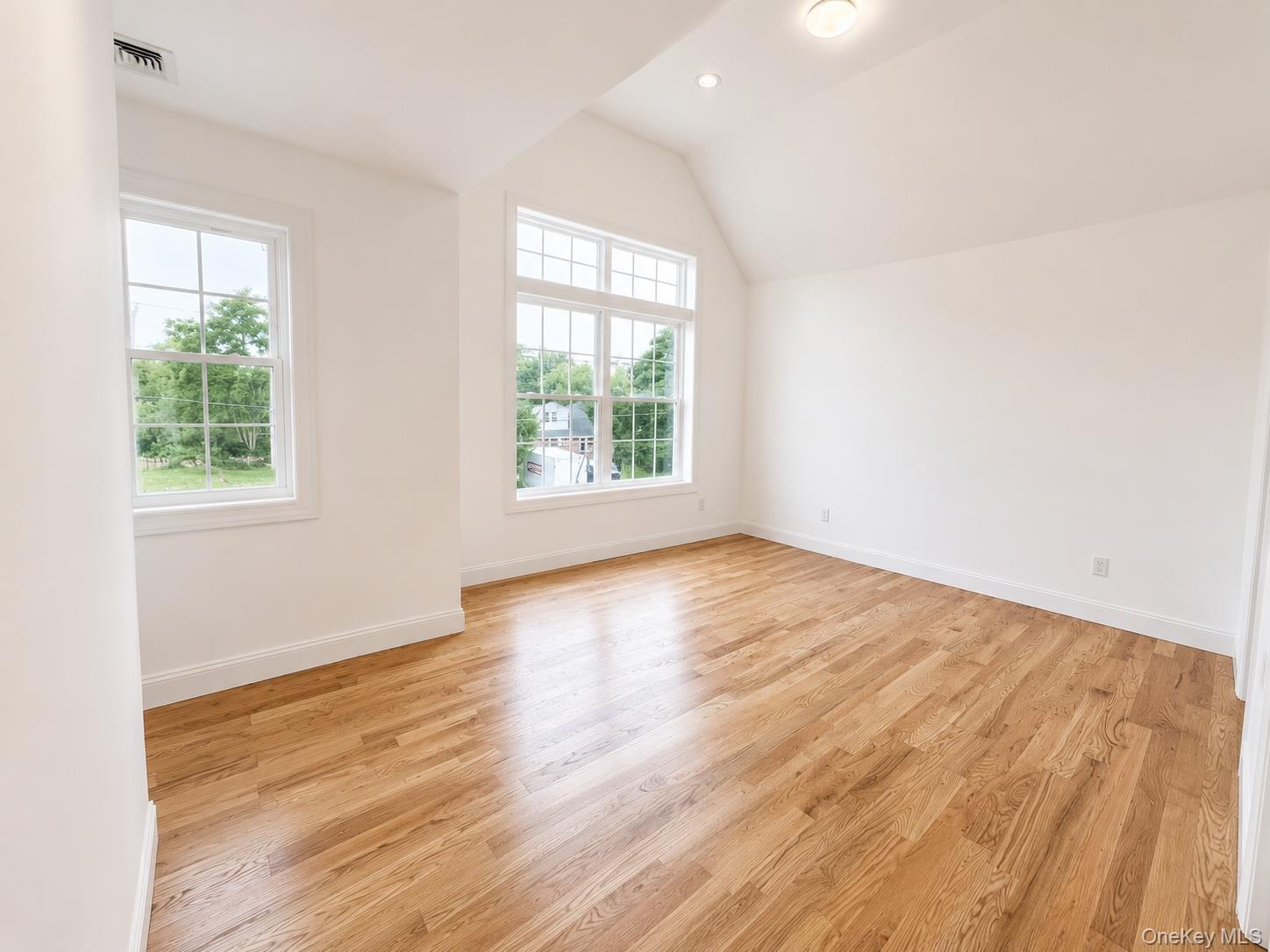 Single Family Edgewater Drive Suffolk County, NY 11951, MLS-1027292-23