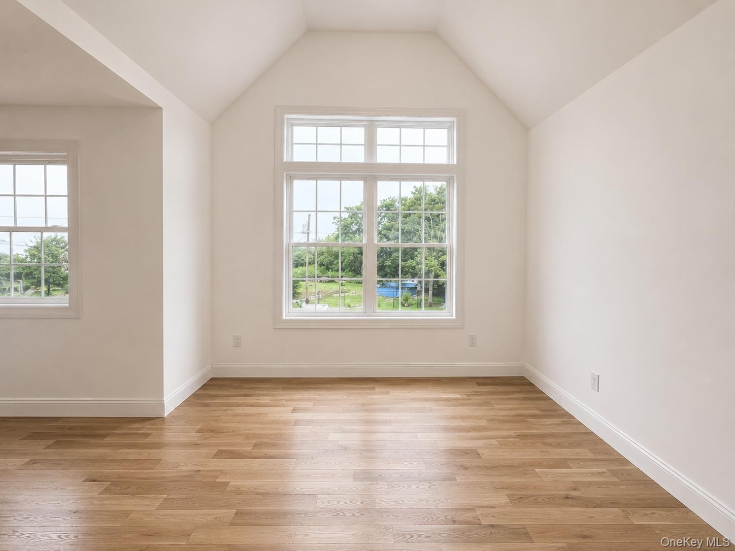 Single Family Edgewater Drive Suffolk County, NY 11951, MLS-1027292-25
