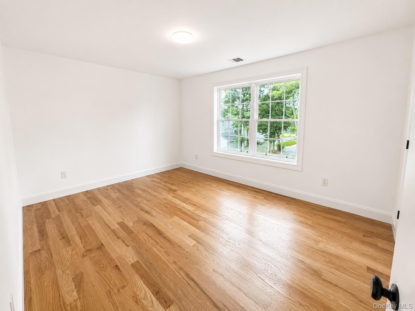 Single Family Edgewater Drive Suffolk County, NY 11951, MLS-1027292-30