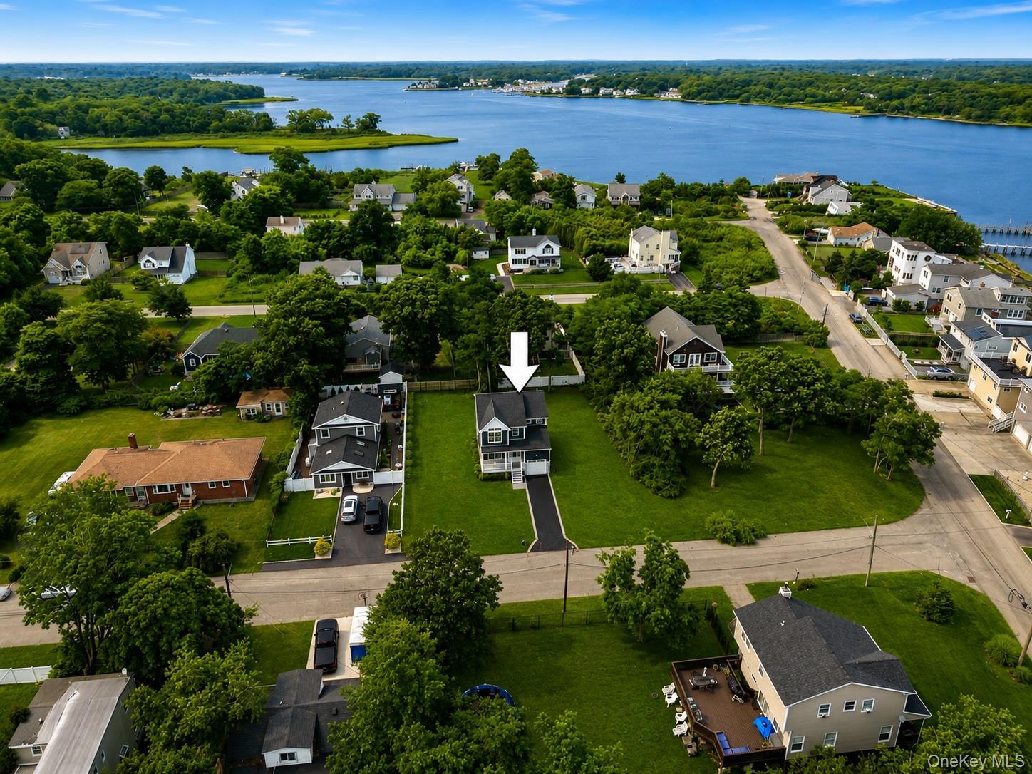 Single Family Edgewater Drive Suffolk County, NY 11951, MLS-1027292-42
