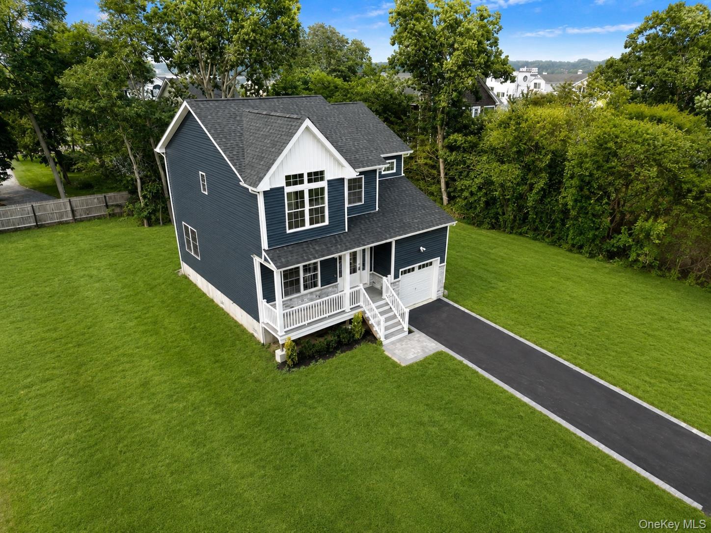 Single Family Edgewater Drive Suffolk County, NY 11951, MLS-1027292-44