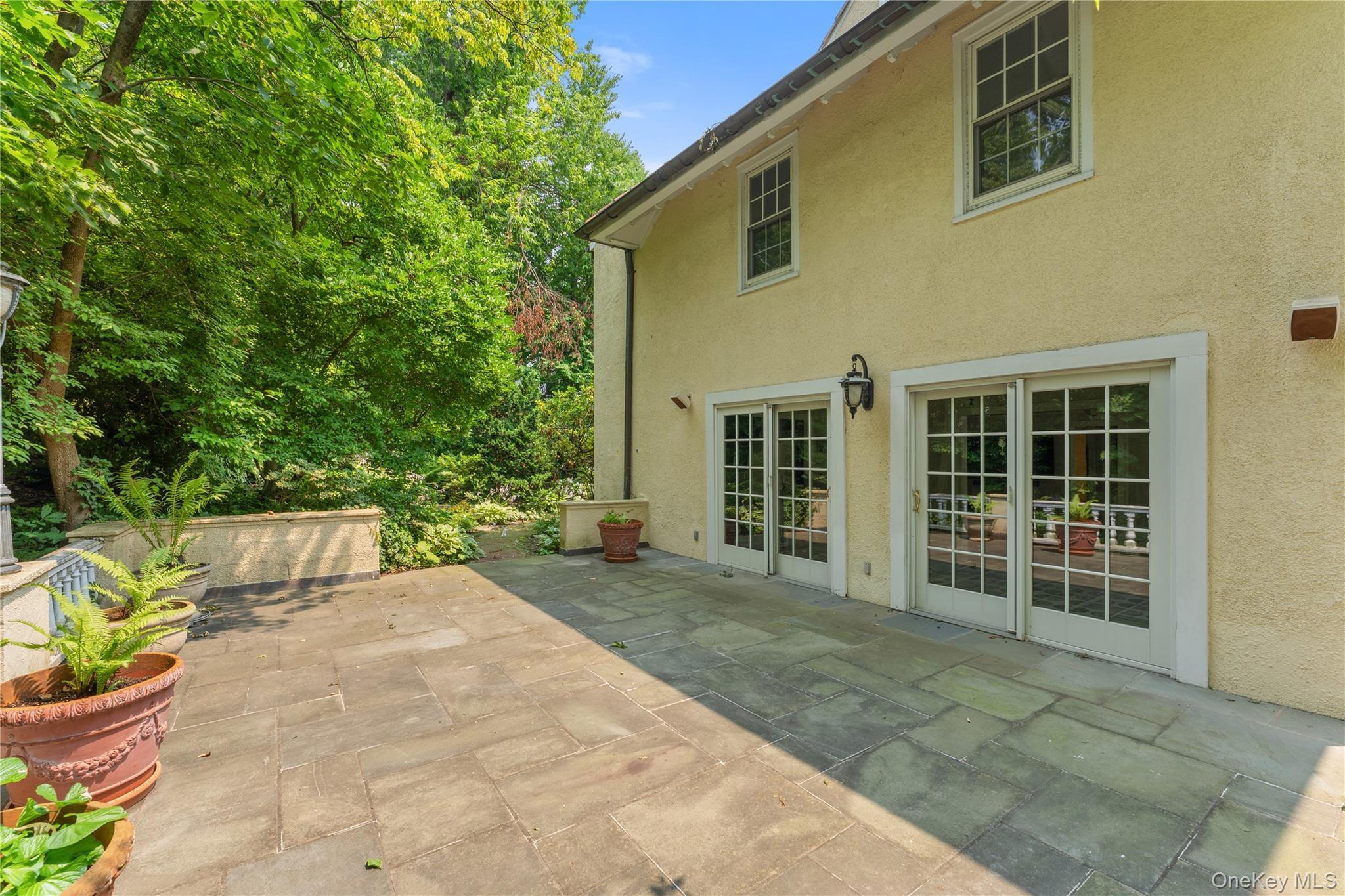 Single Family Dellwood Road  Westchester County, NY 10708, MLS-1027312-10