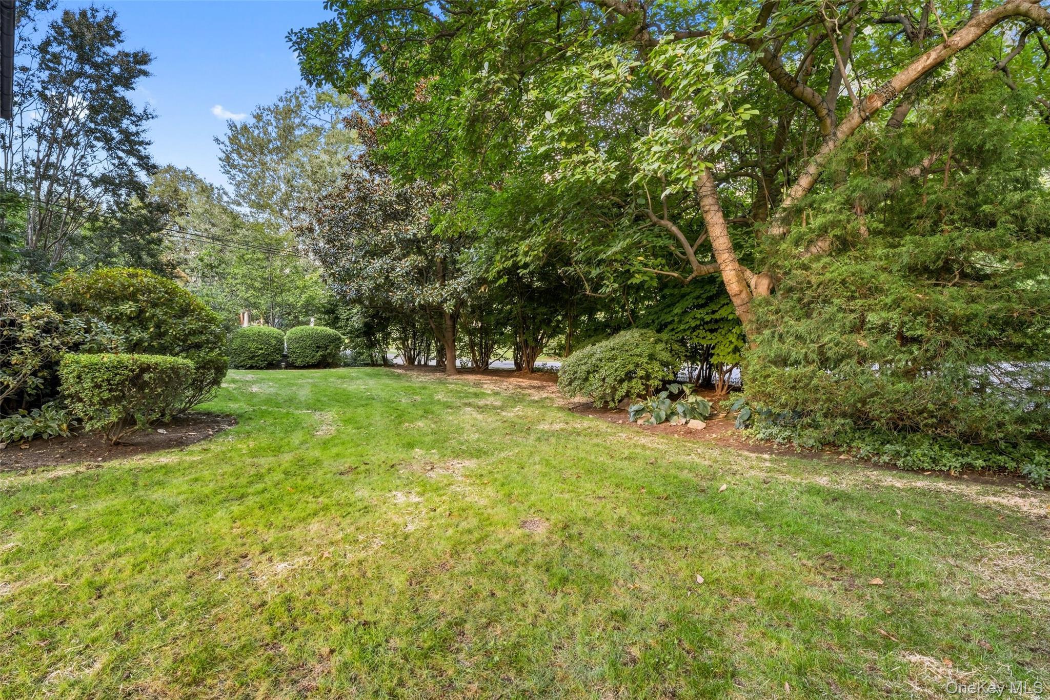 Single Family Dellwood Road  Westchester County, NY 10708, MLS-1027312-37