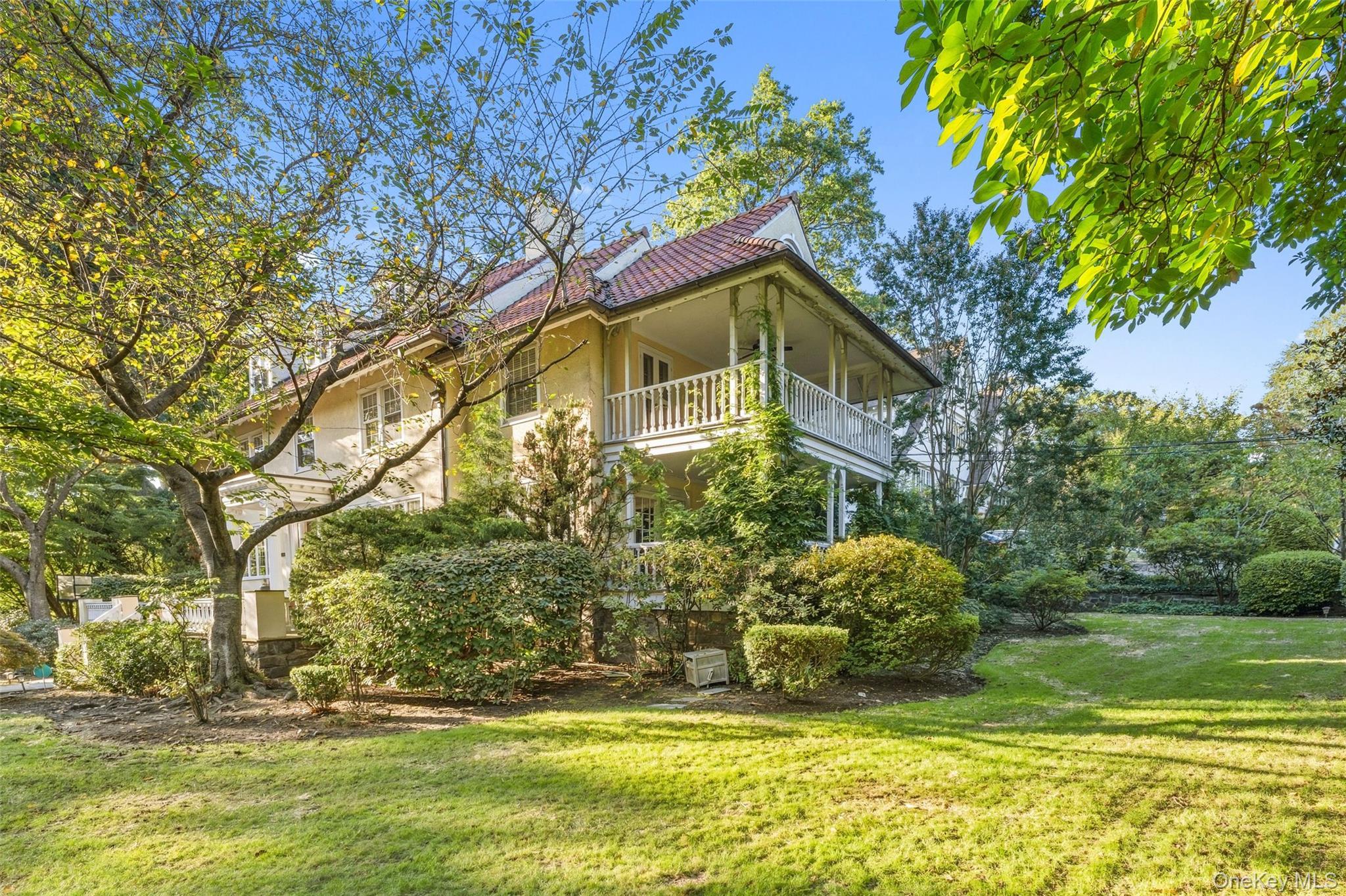 Single Family Dellwood Road  Westchester County, NY 10708, MLS-1027312-40