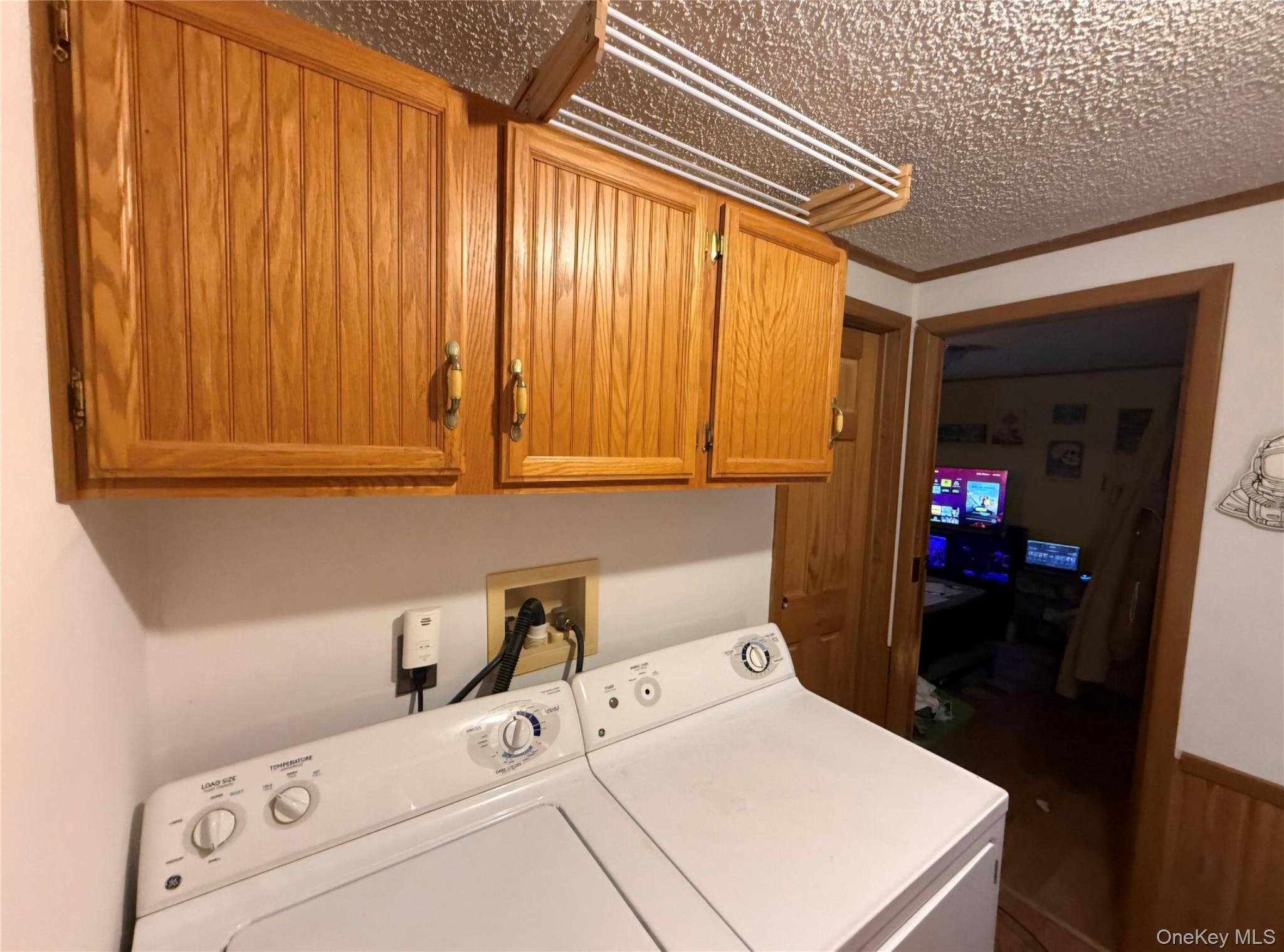Single Family North Montgomery Street Orange County, NY 12586, MLS-1027336-13