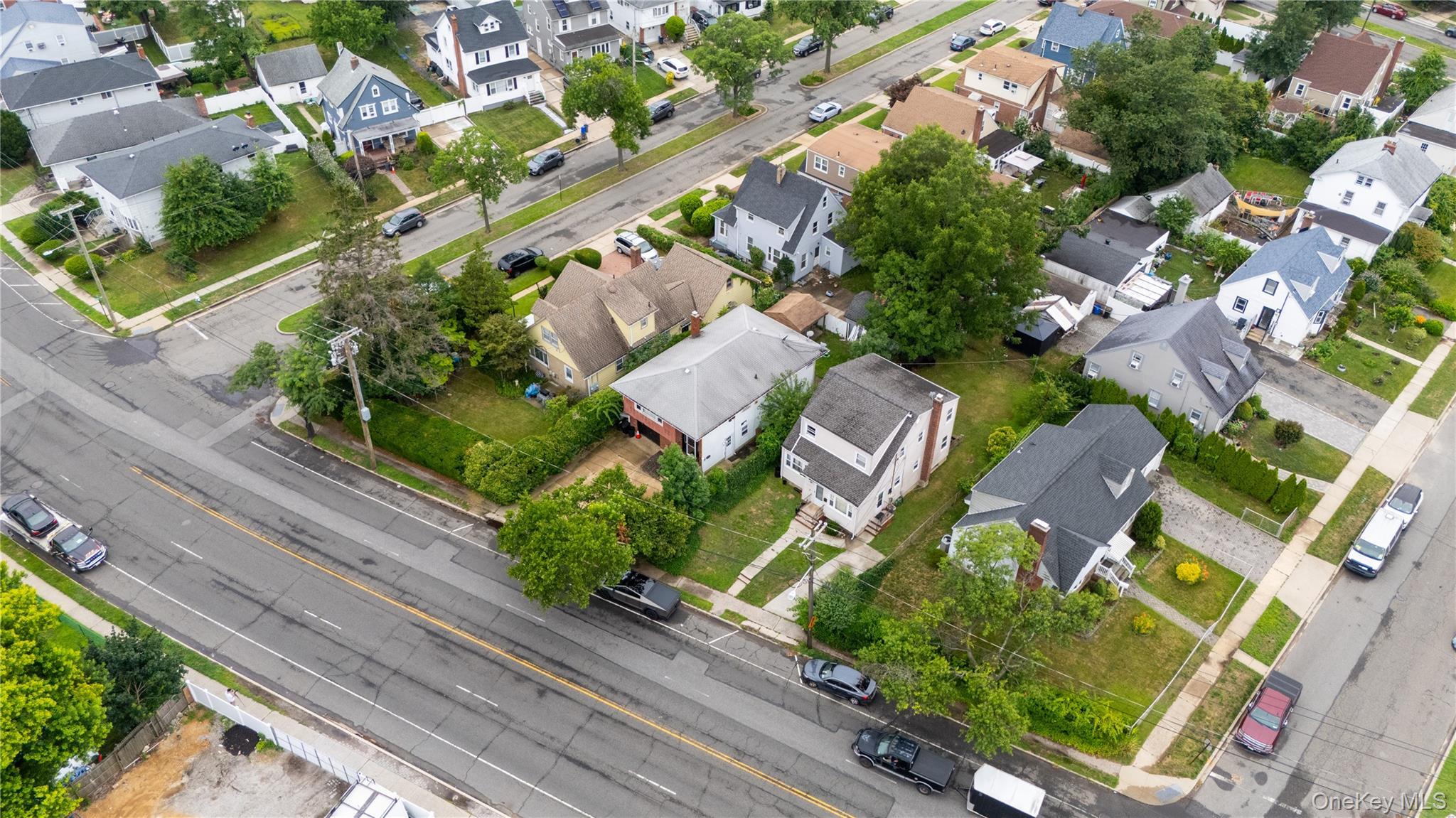 Single Family Baldwin Road Nassau County, NY 11550, MLS-1027392-26