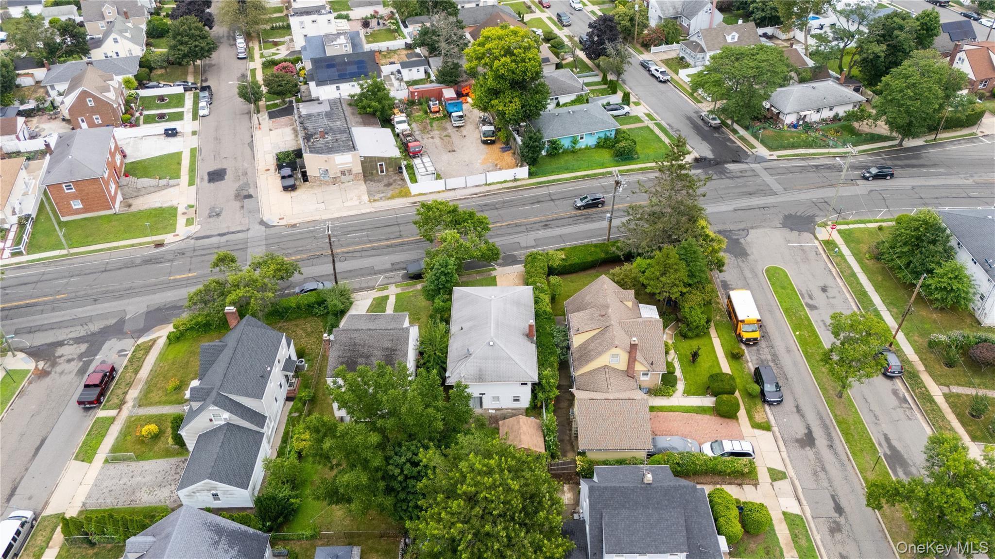 Single Family Baldwin Road Nassau County, NY 11550, MLS-1027392-27