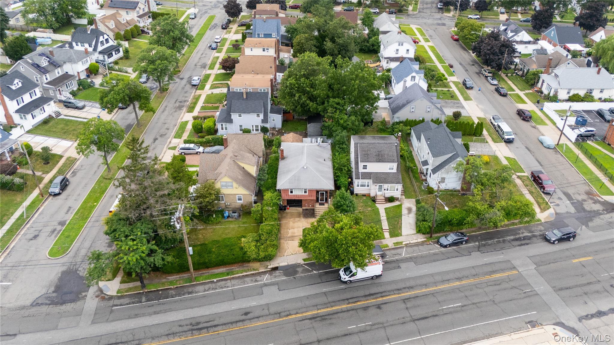 Single Family Baldwin Road  Nassau County, NY 11550, MLS-1027392-33