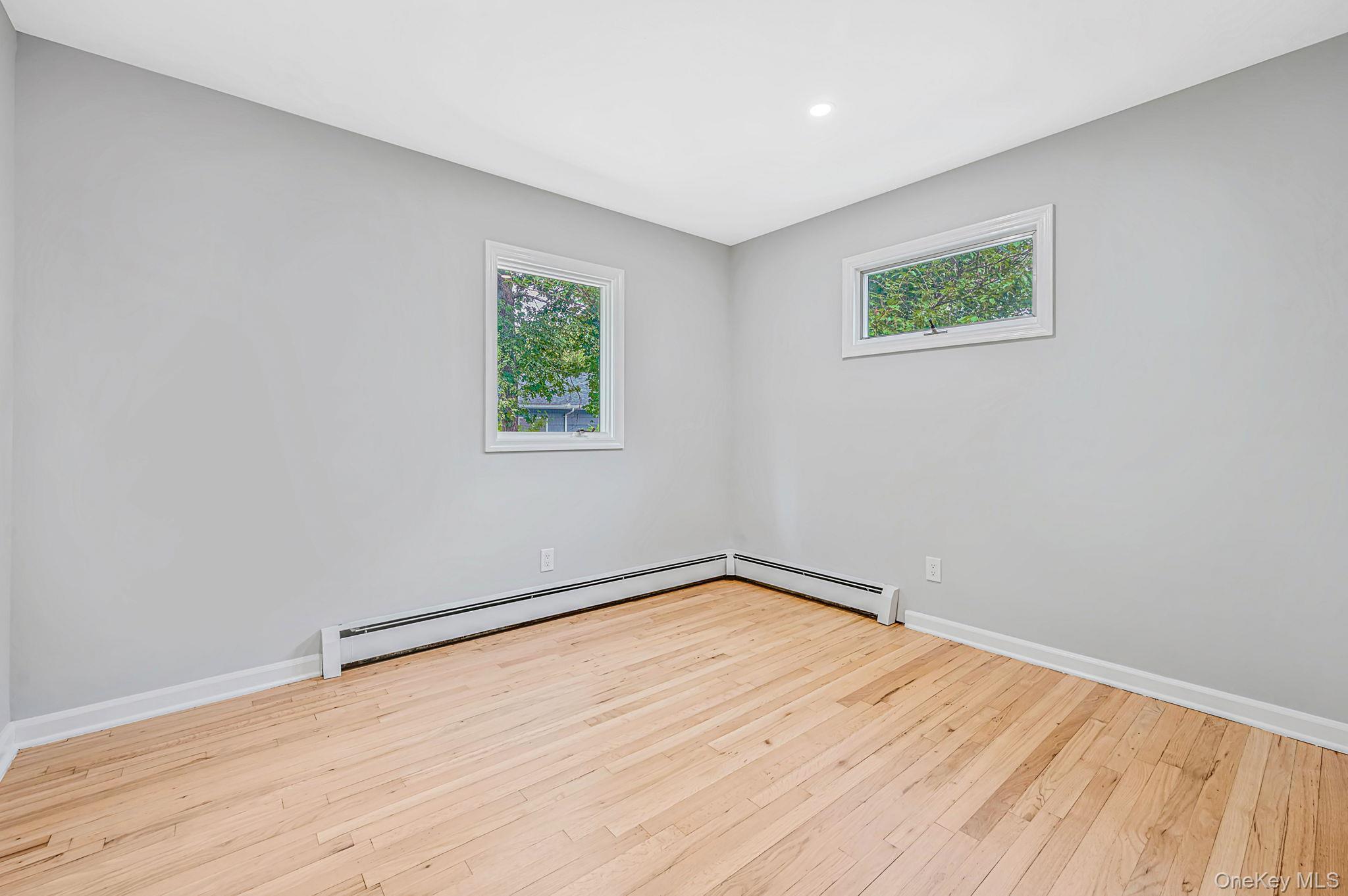 Single Family Phyllis Drive Suffolk County, NY 11772, MLS-1027403-12