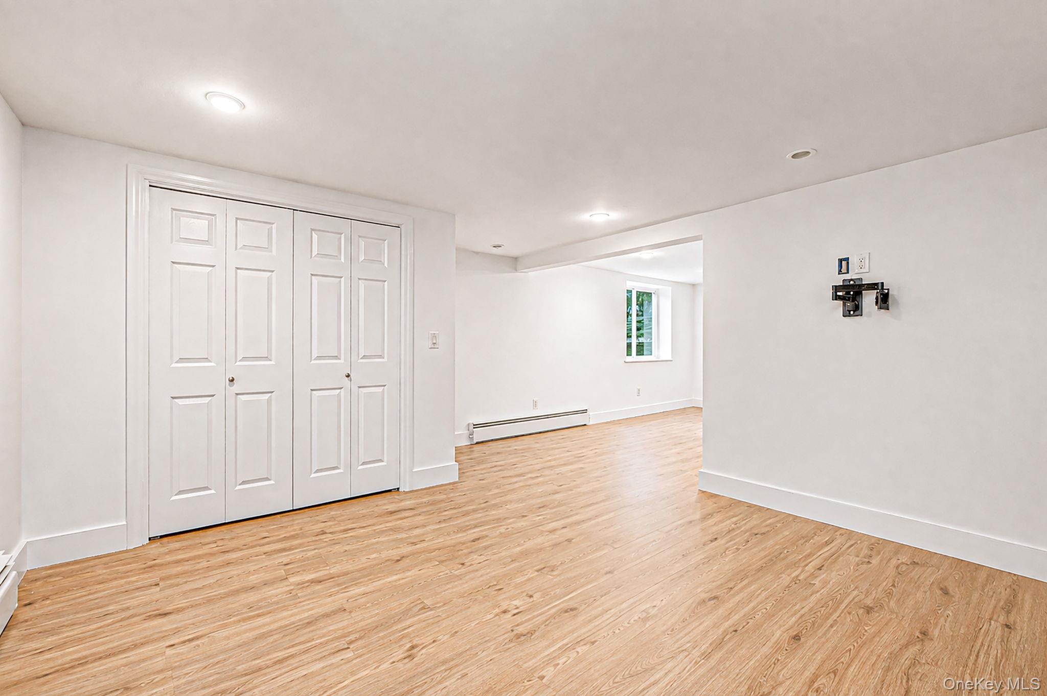Single Family Phyllis Drive Suffolk County, NY 11772, MLS-1027403-20