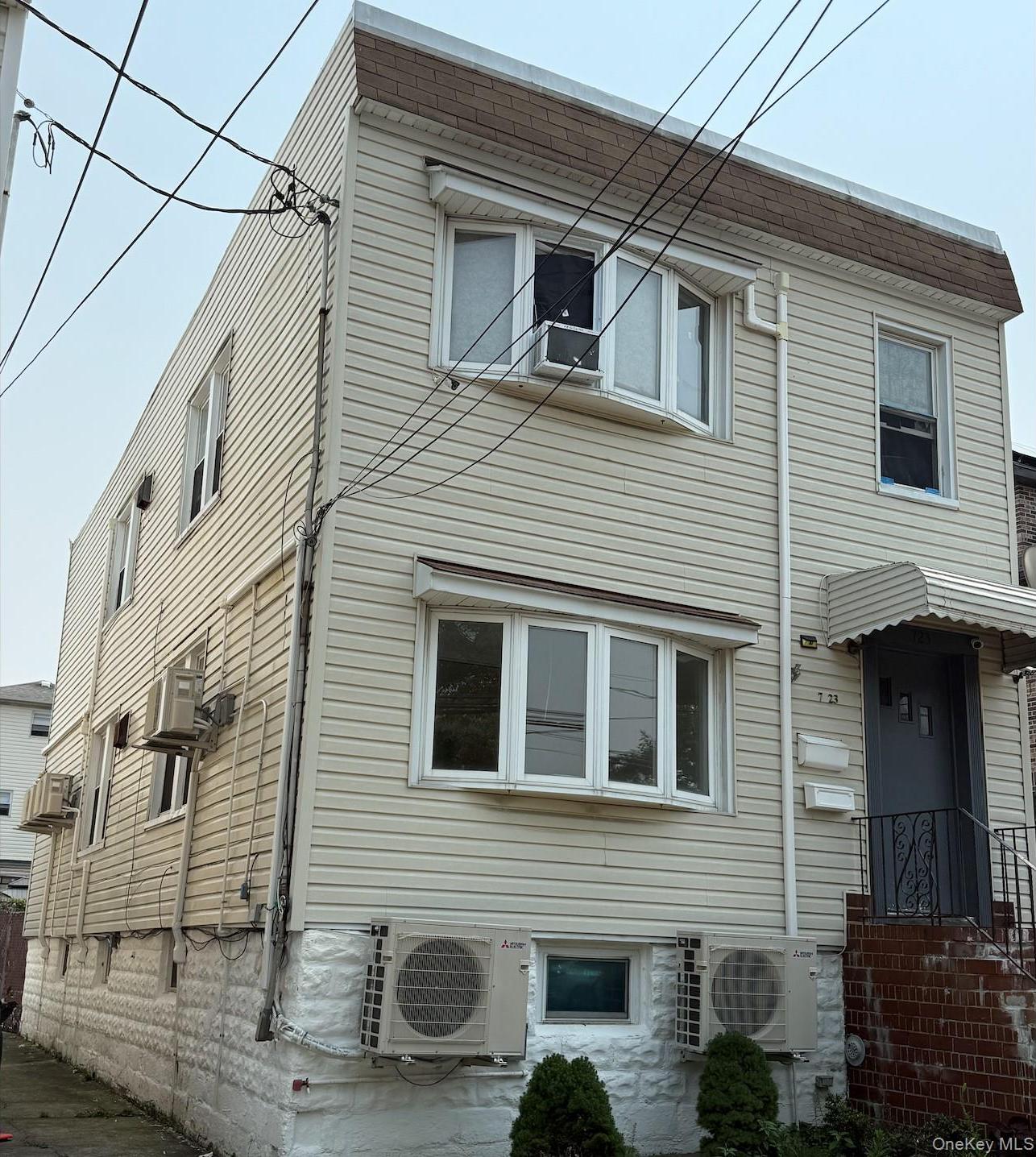Single Family 124th Street  Queens, NY 11356, MLS-1027408-12