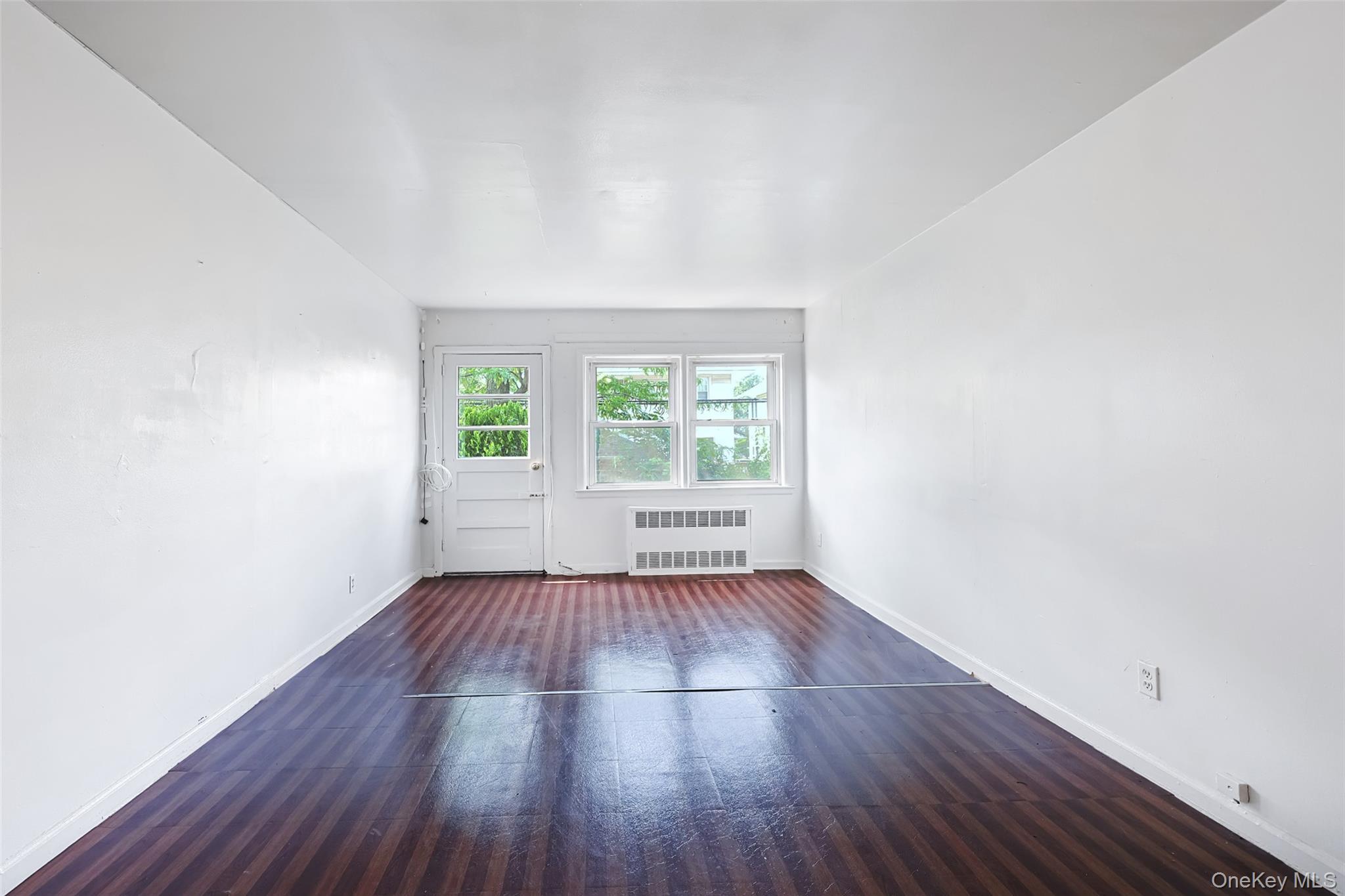 Single Family Cross Island Parkway Queens, NY 11357, MLS-1027431-4