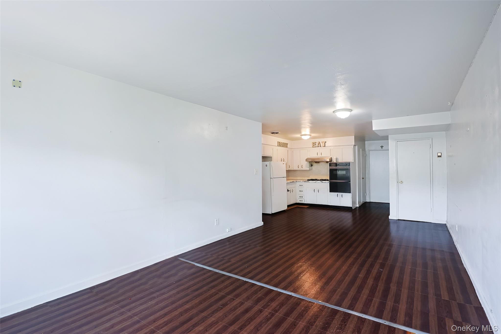 Single Family Cross Island Parkway Queens, NY 11357, MLS-1027431-6