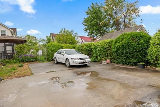 Single Family 189th Street Queens, NY 11423, MLS-1027443-23
