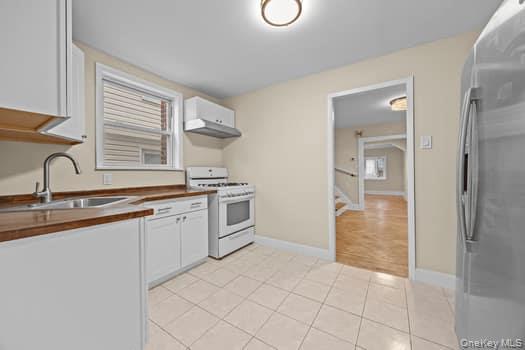 Single Family 189th Street Queens, NY 11423, MLS-1027443-4