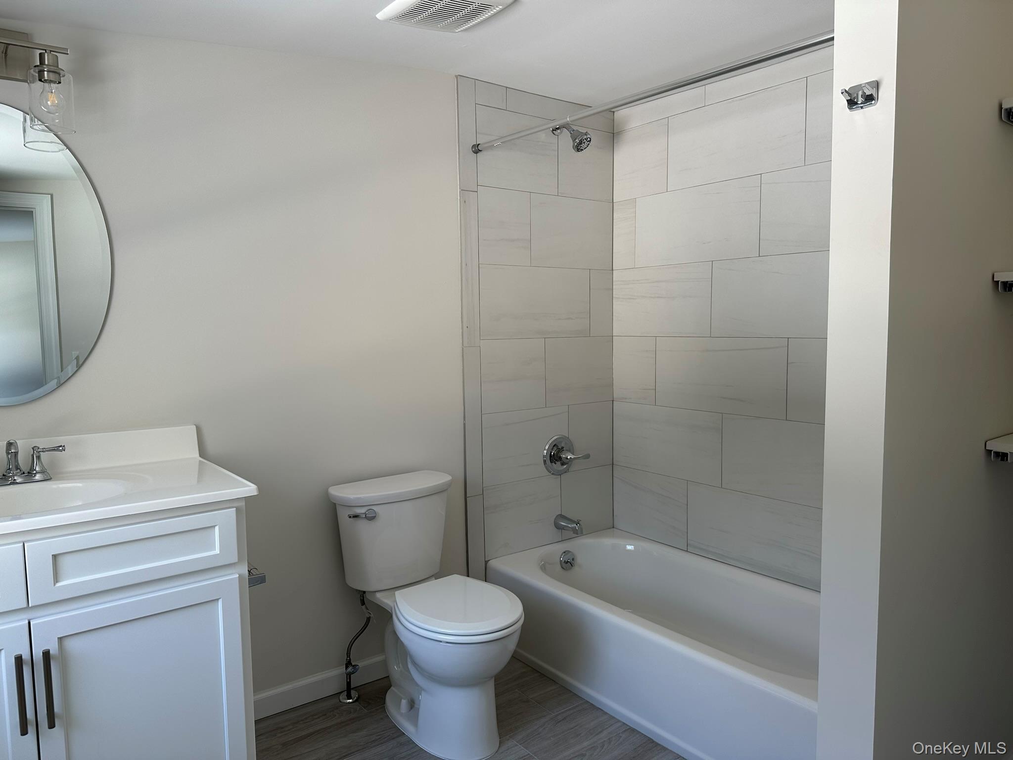Single Family W Main Street  Suffolk County, NY 11754, MLS-1027445-11