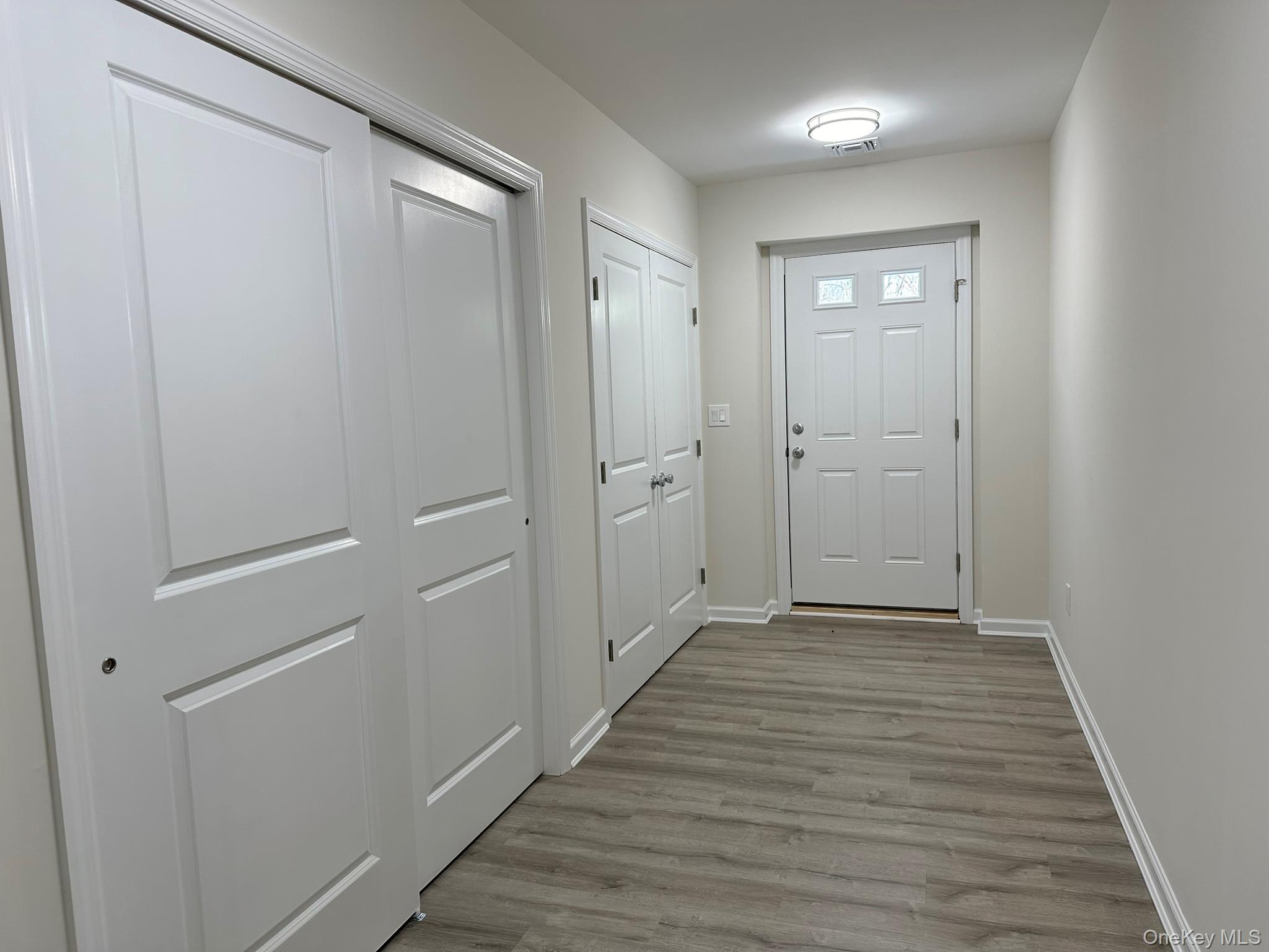 Single Family W Main Street  Suffolk County, NY 11754, MLS-1027445-27