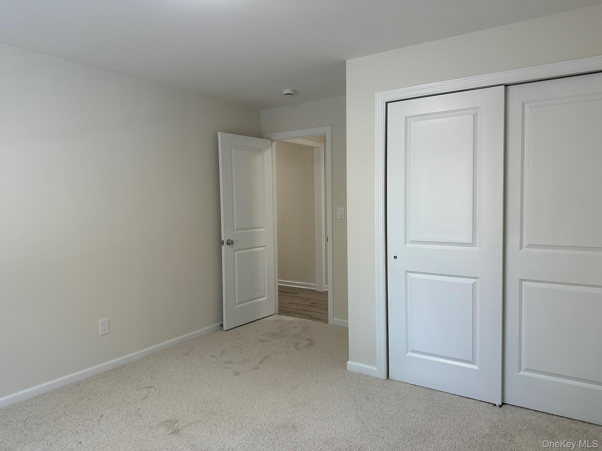 Single Family W Main Street  Suffolk County, NY 11754, MLS-1027445-28