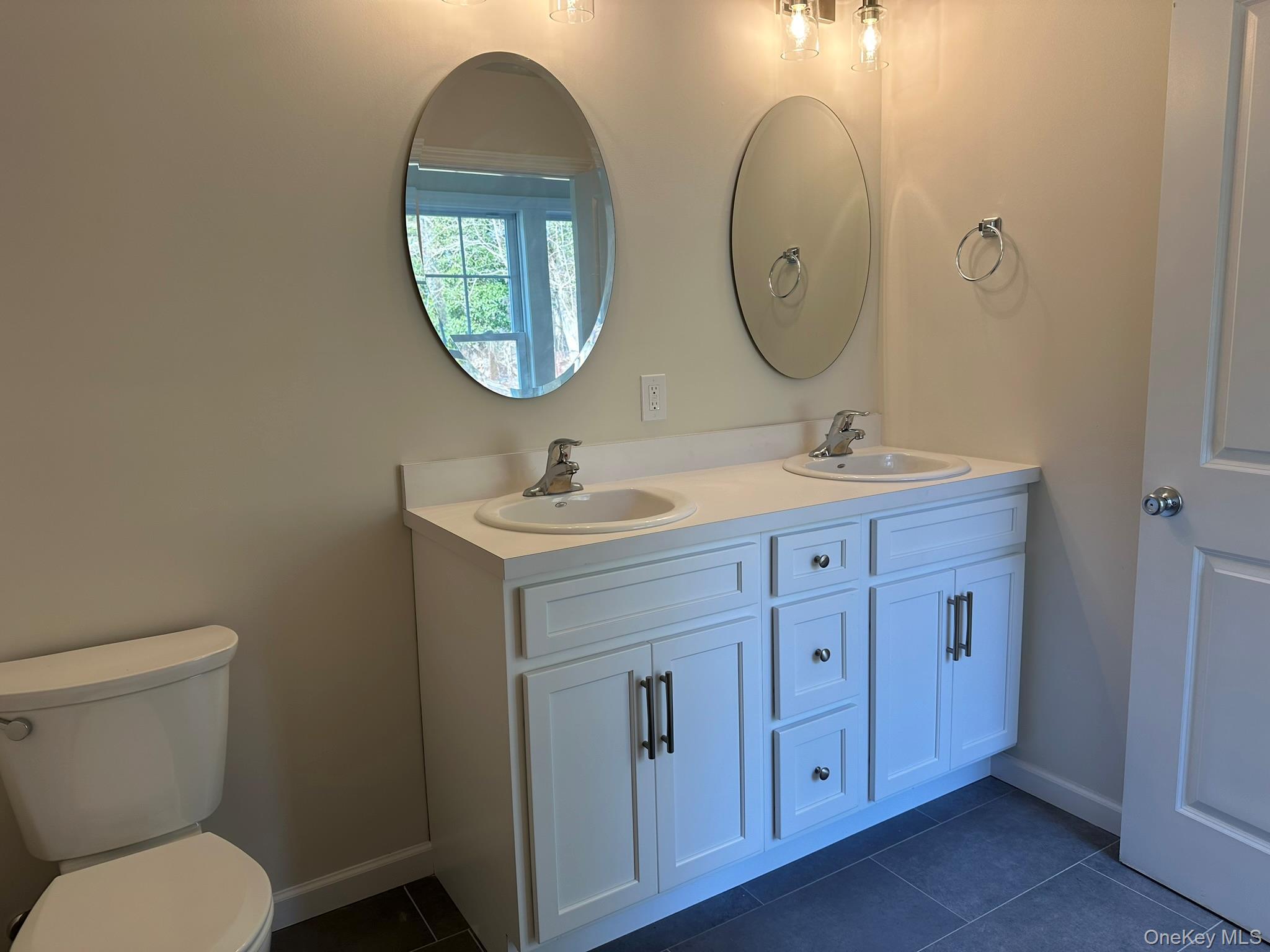 Single Family W Main Street  Suffolk County, NY 11754, MLS-1027445-30