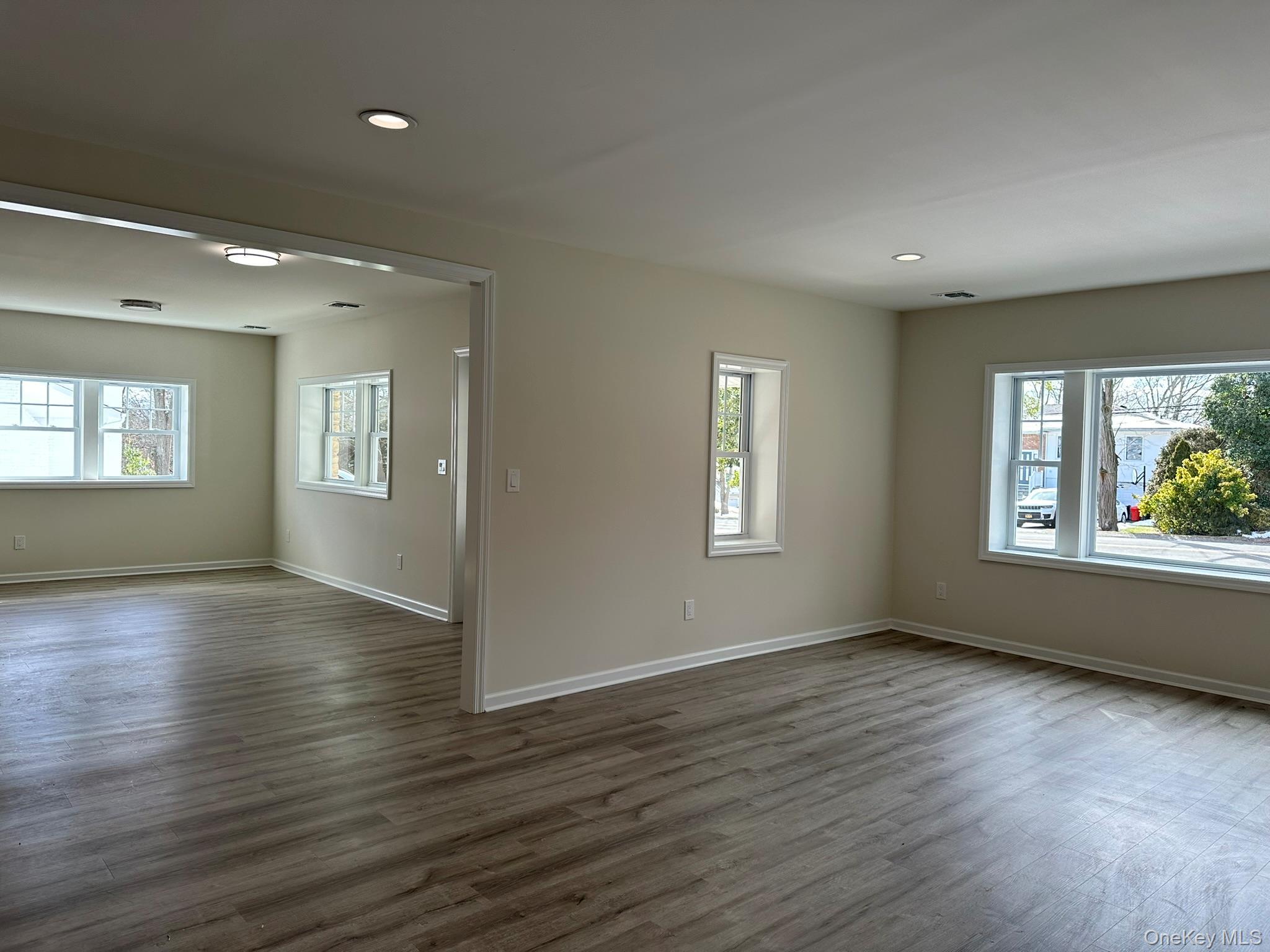 Single Family W Main Street  Suffolk County, NY 11754, MLS-1027445-7