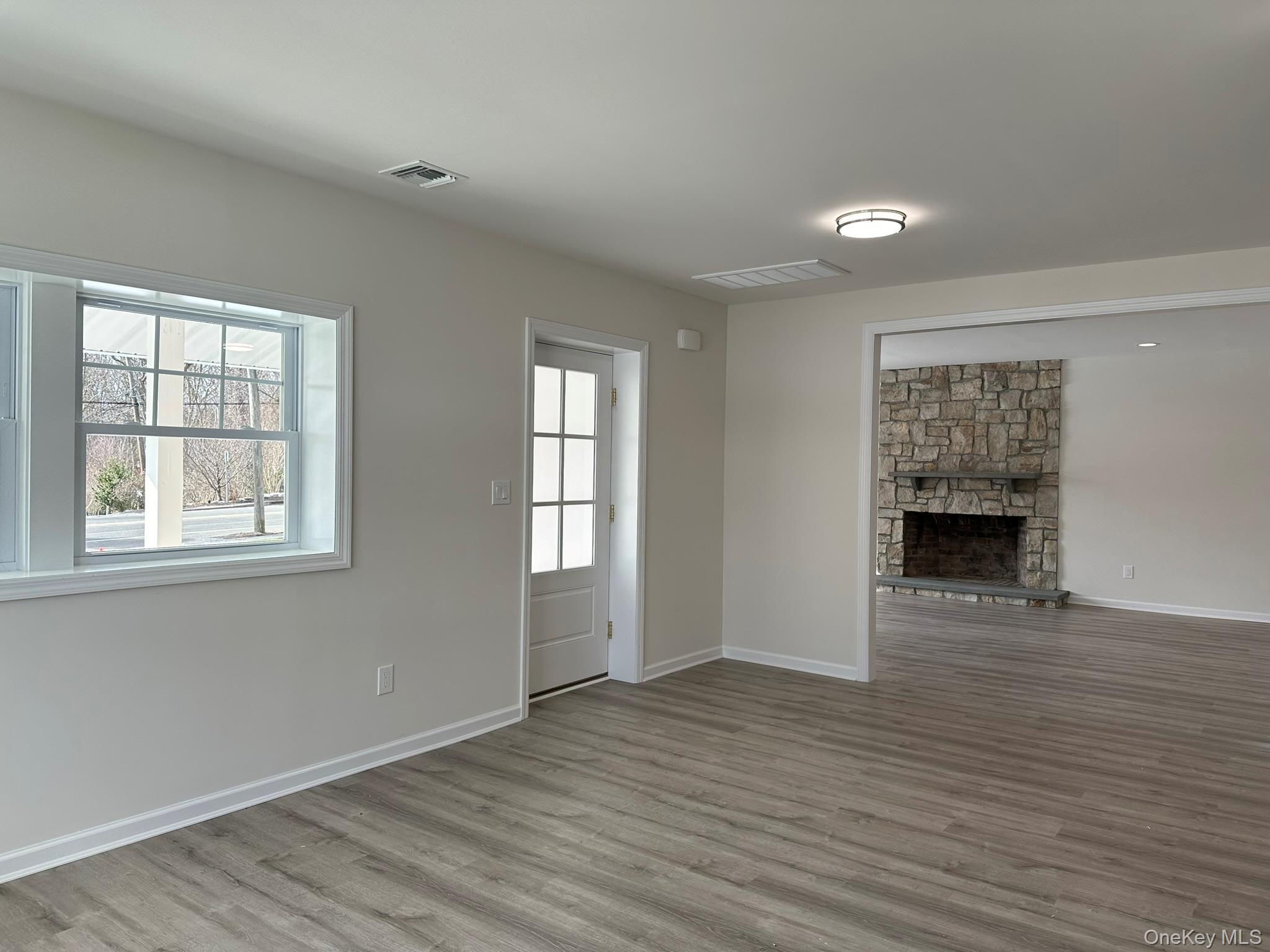 Single Family W Main Street  Suffolk County, NY 11754, MLS-1027445-8