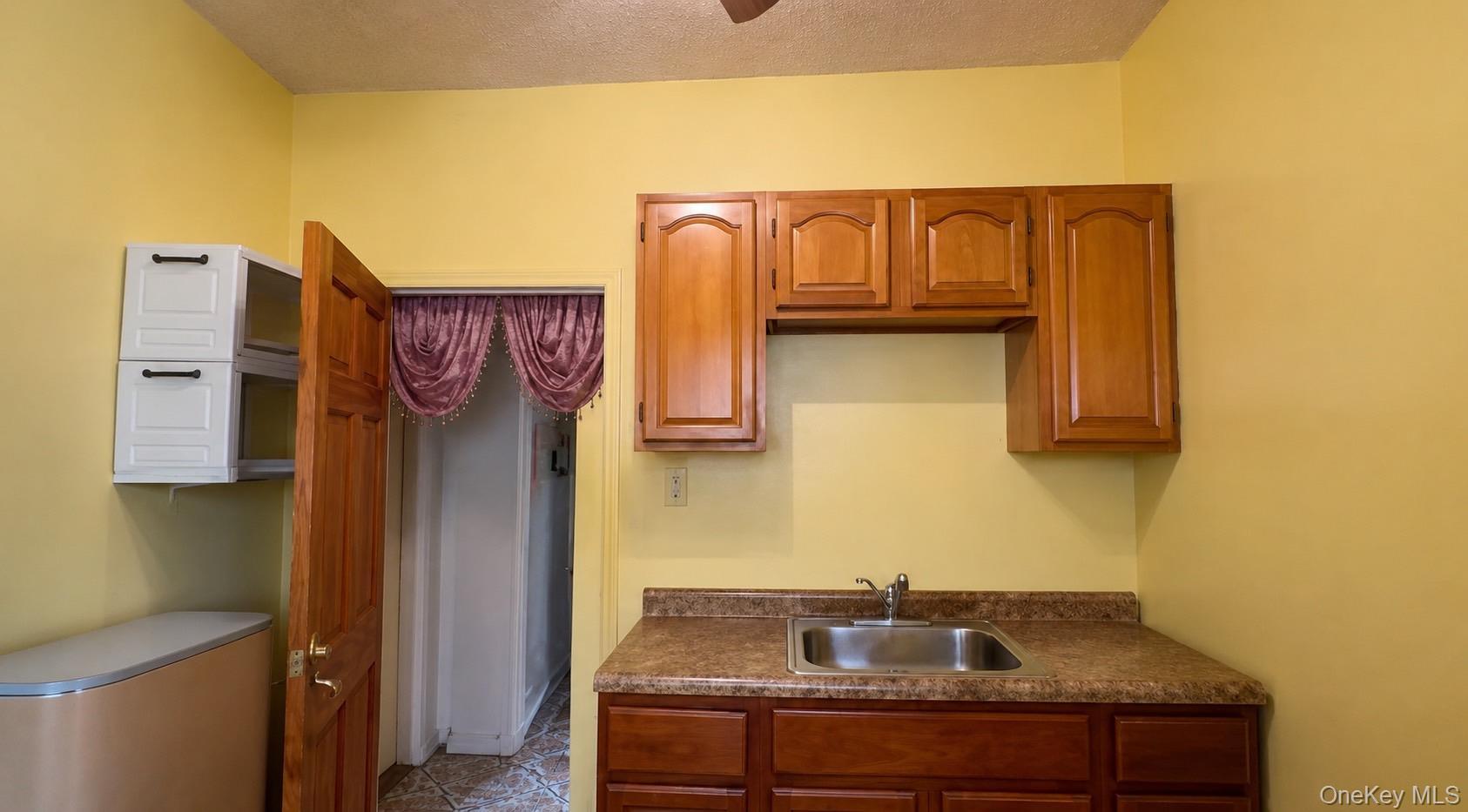 Single Family Liberty Avenue  Queens, NY 11417, MLS-1027462-9