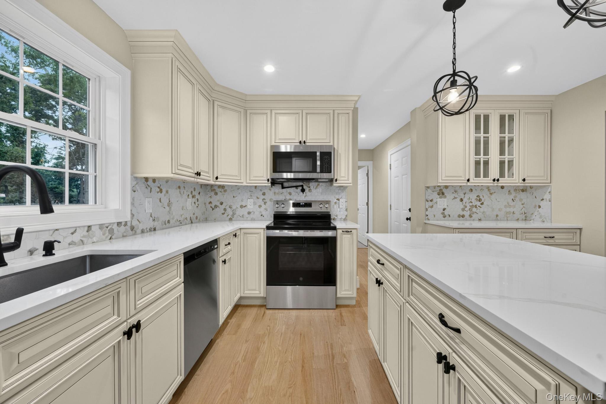 Single Family Pentmoor Drive Suffolk County, NY 11950, MLS-1027464-4