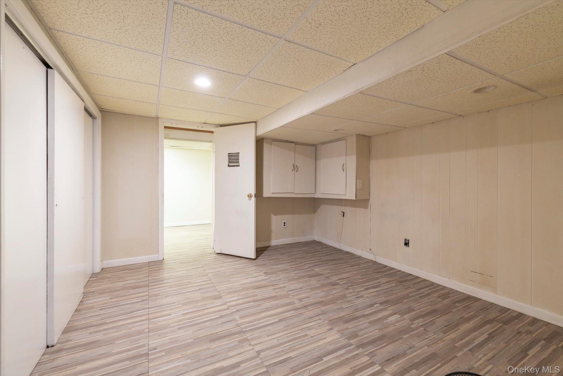 Single Family Hampton Road  Nassau County, NY 11563, MLS-1027466-14