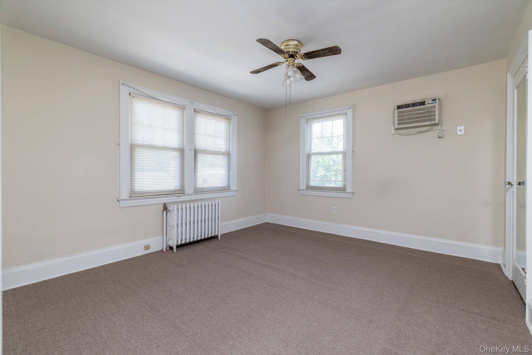Single Family Hampton Road  Nassau County, NY 11563, MLS-1027466-18