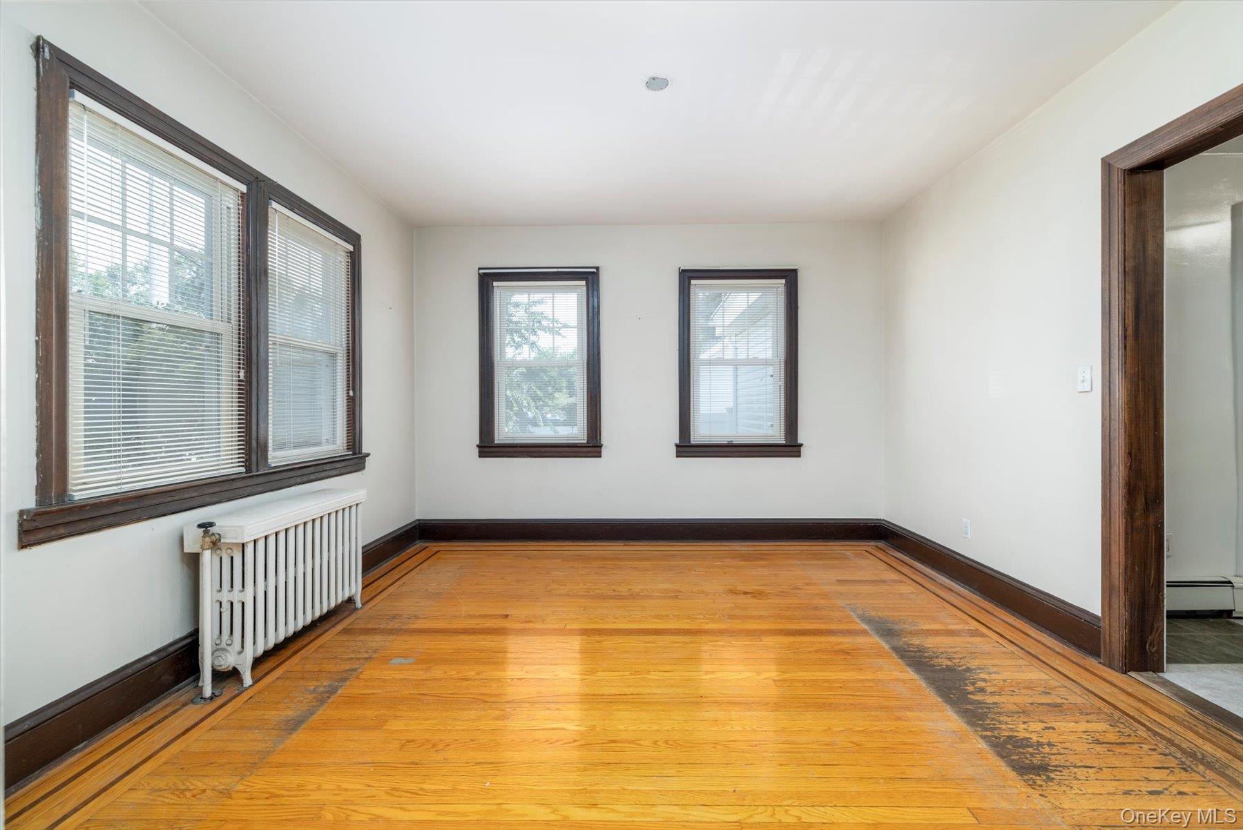 Single Family Hampton Road  Nassau County, NY 11563, MLS-1027466-9