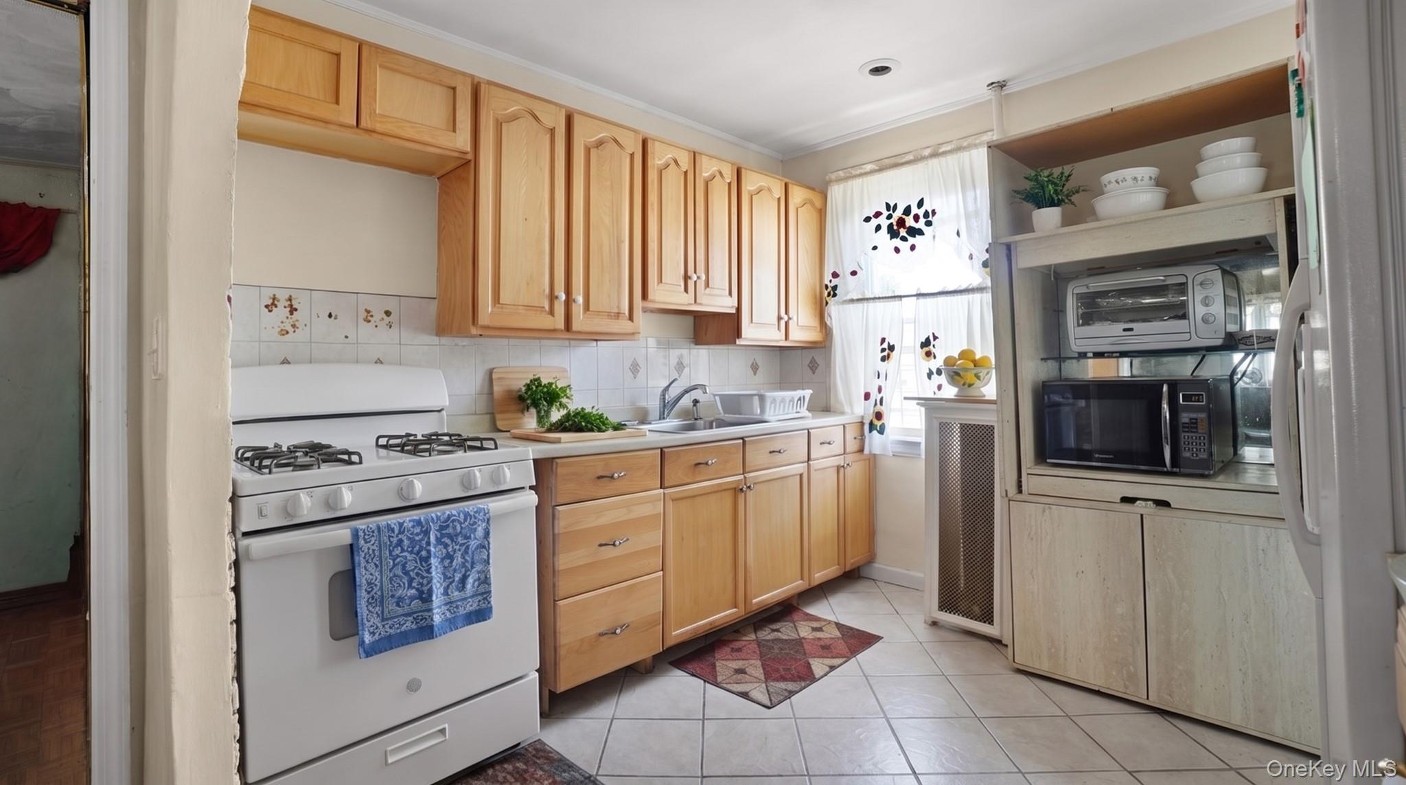 Single Family 109th Road Queens, NY 11412, MLS-1027474-7