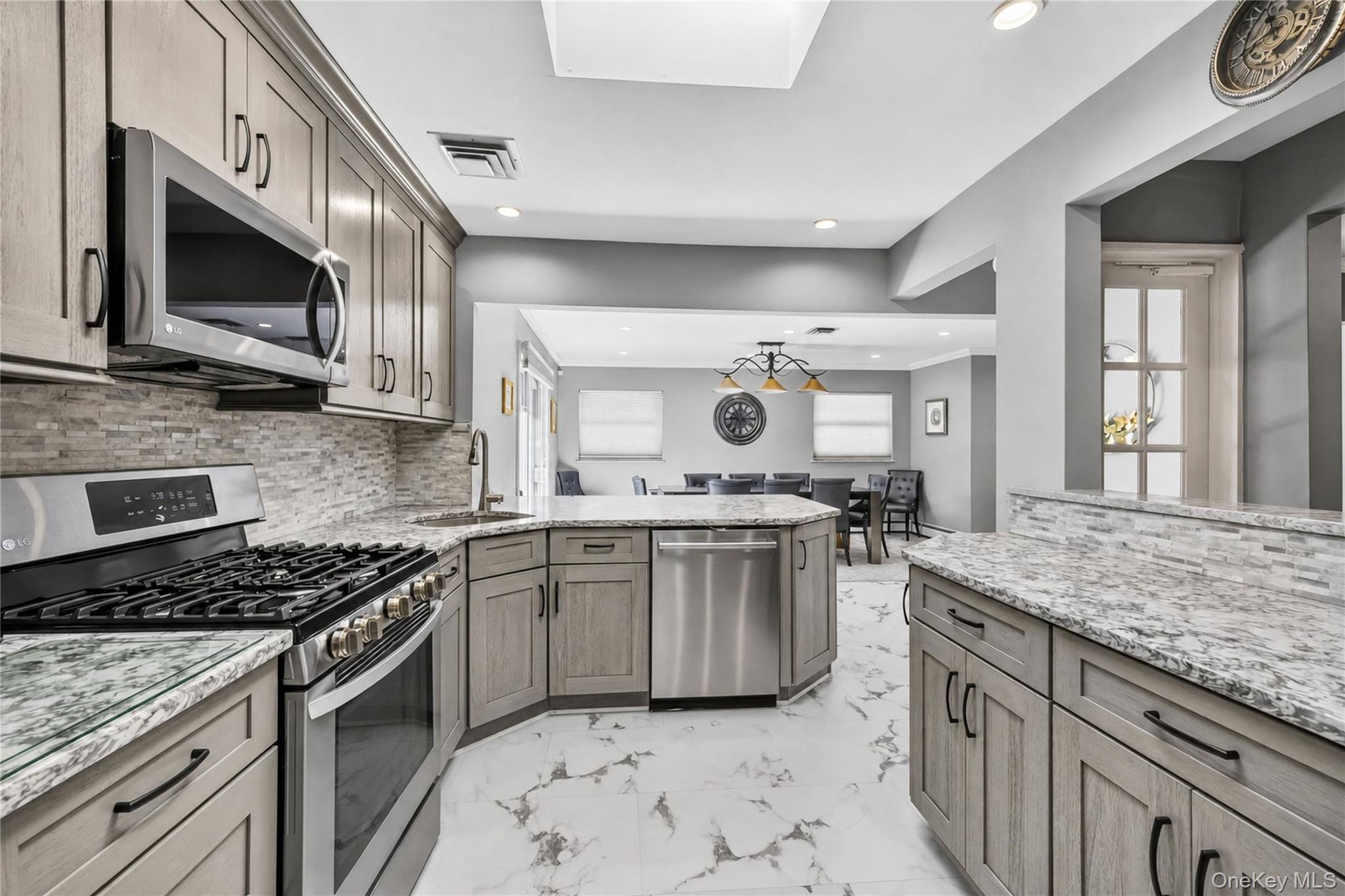 Single Family Stewart Road Queens, NY 11427, MLS-1027482-16