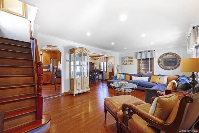 Single Family 10th Avenue  Queens, NY 11357, MLS-1027483-11
