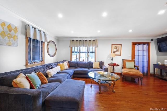 Single Family 10th Avenue  Queens, NY 11357, MLS-1027483-9