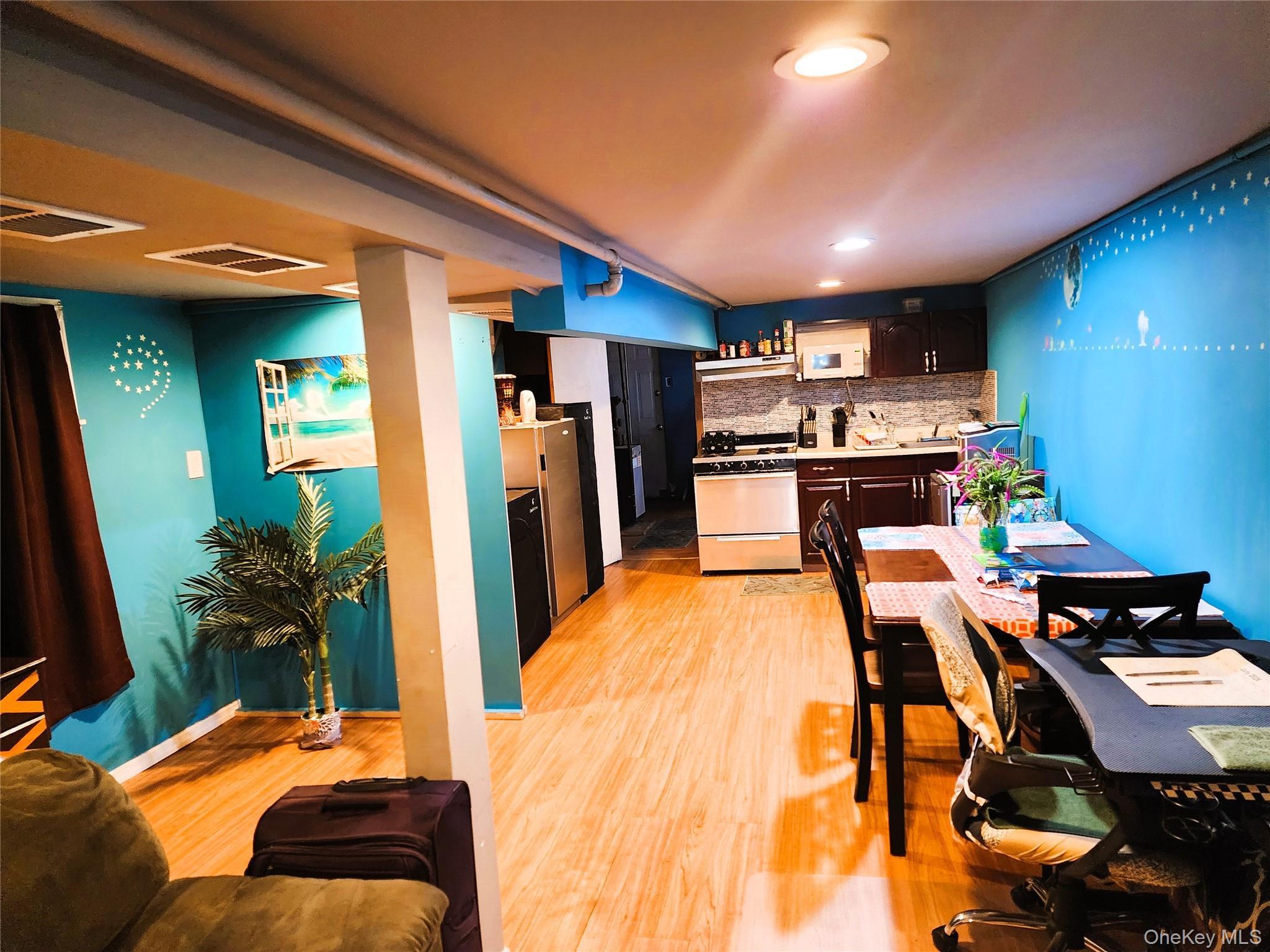 Single Family 120th Road Queens, NY 11412, MLS-1027491-31