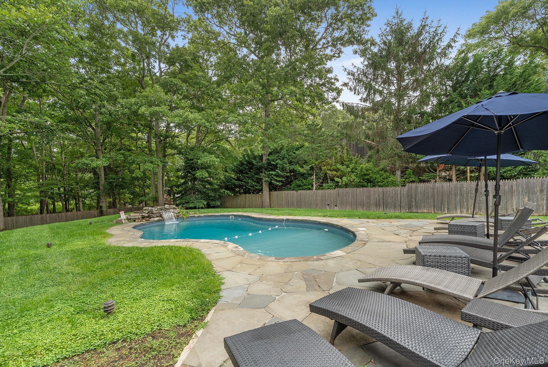 Single Family 7th Street Suffolk County, NY 11937, MLS-1027527-2