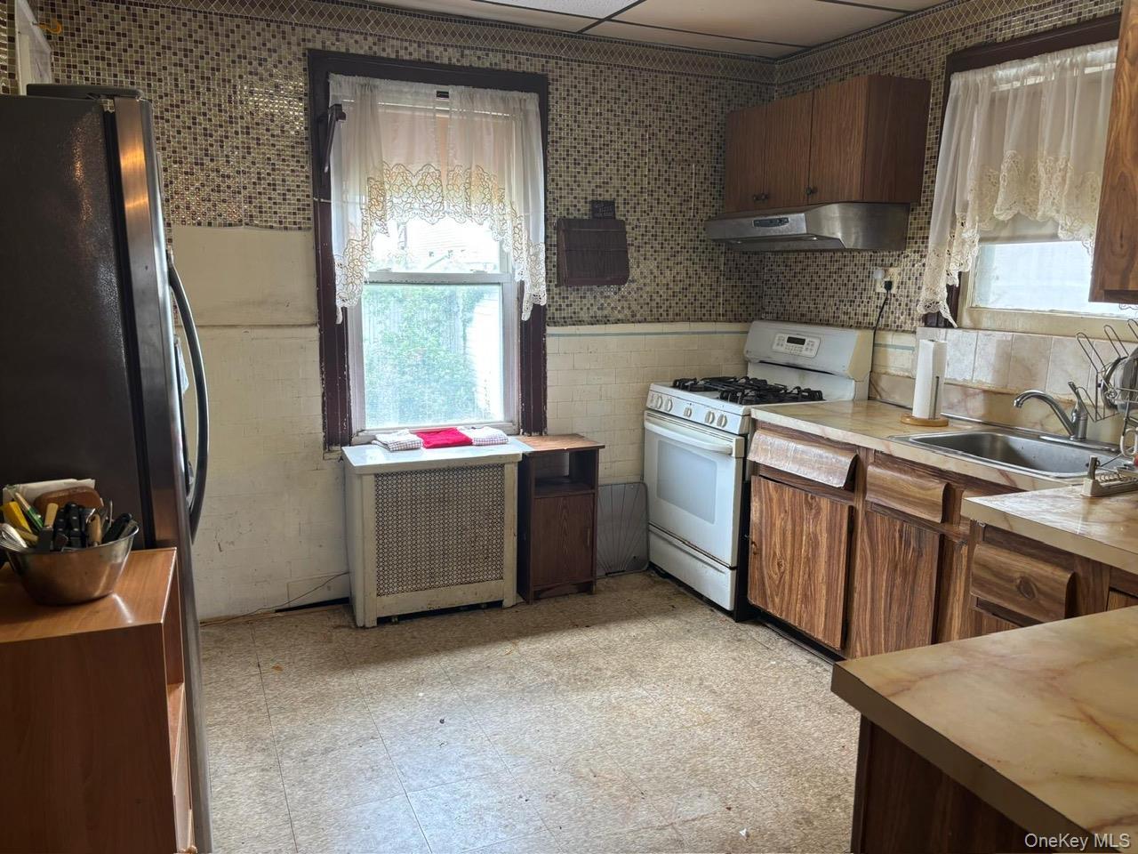 Single Family 105th Avenue Queens, NY 11429, MLS-1027560-15