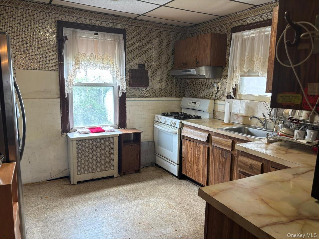 Single Family 105th Avenue Queens, NY 11429, MLS-1027560-19