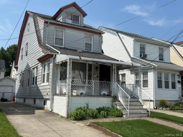 Single Family 105th Avenue Queens, NY 11429, MLS-1027560-3
