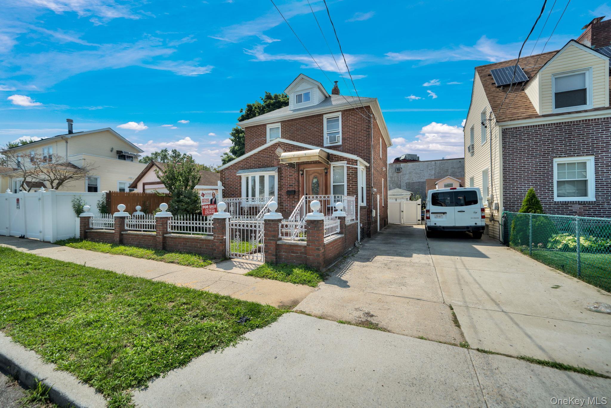 Single Family 243rd Street  Queens, NY 11422, MLS-1027576-2