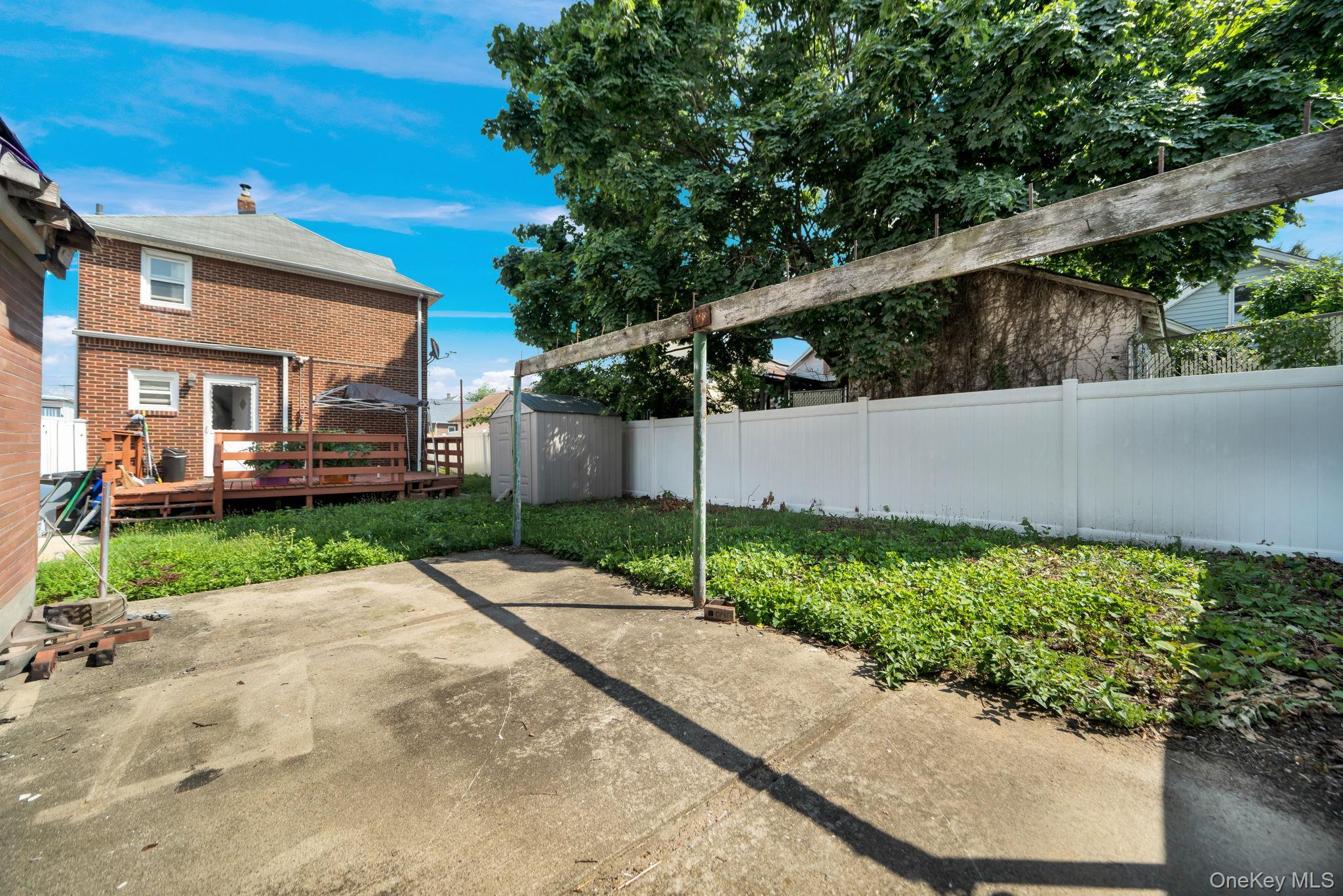 Single Family 243rd Street  Queens, NY 11422, MLS-1027576-22