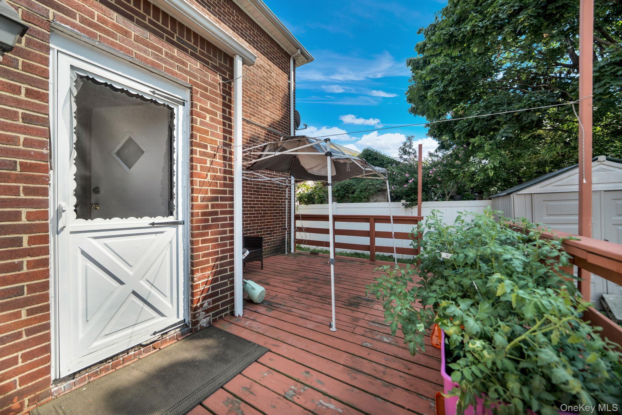 Single Family 243rd Street  Queens, NY 11422, MLS-1027576-25