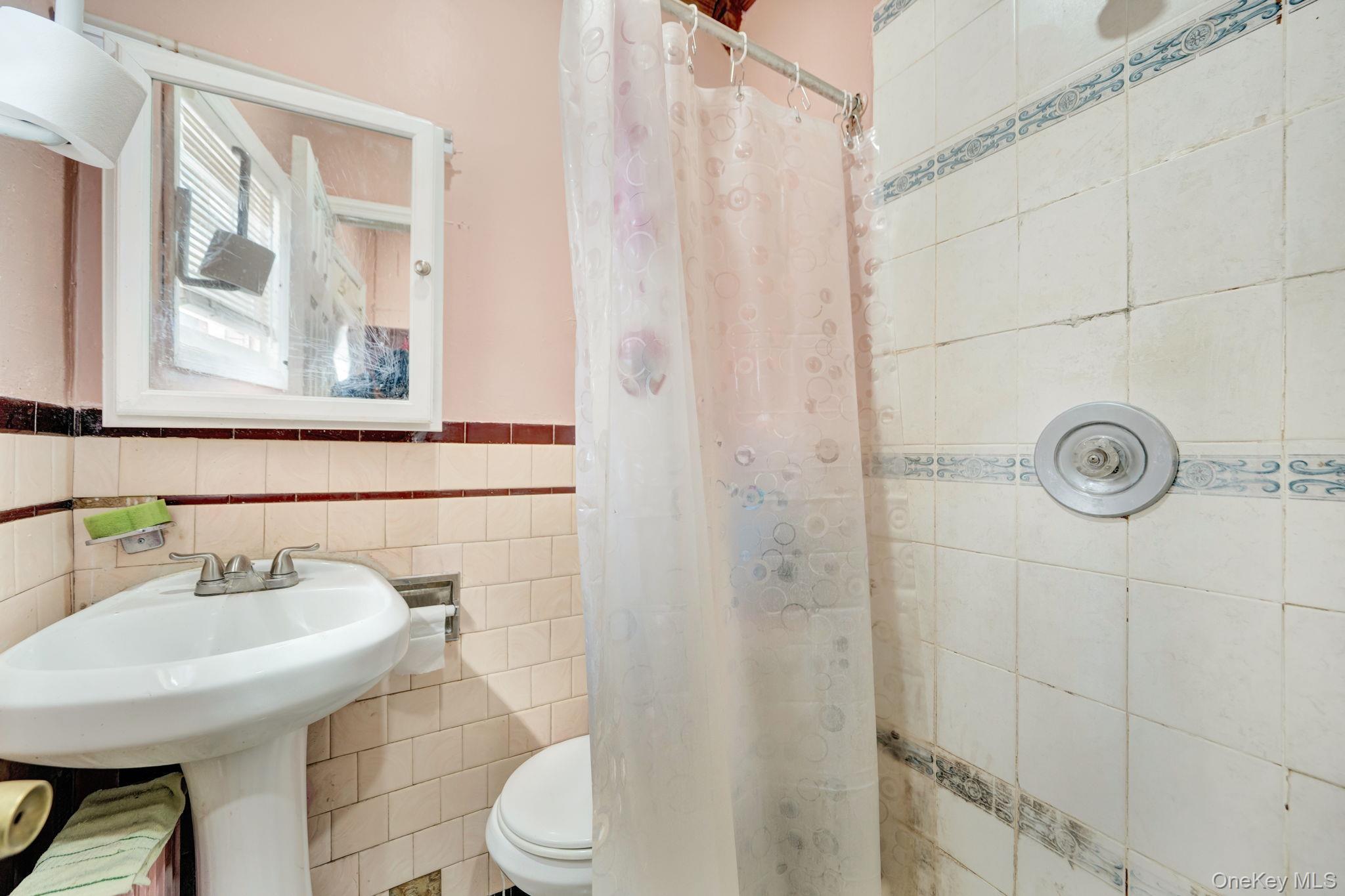 Single Family 243rd Street  Queens, NY 11422, MLS-1027576-7