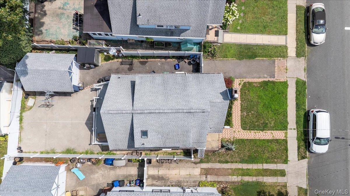 Single Family Kings Parkway Nassau County, NY 11510, MLS-1027579-35