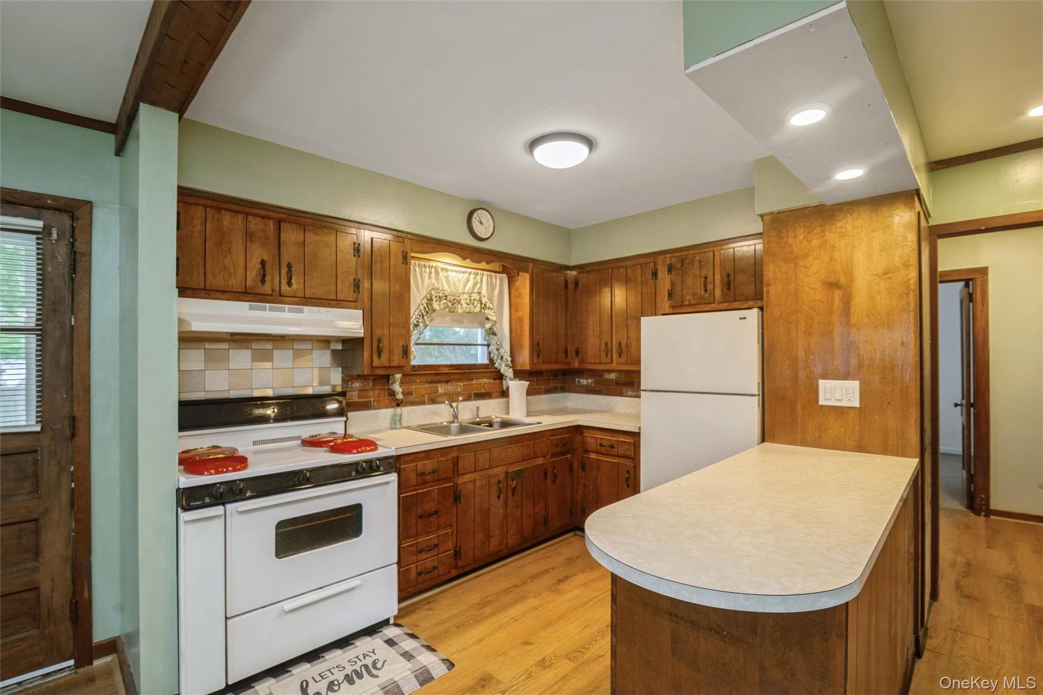 Single Family Mcgaw Avenue  Suffolk County, NY 11755, MLS-1027588-12