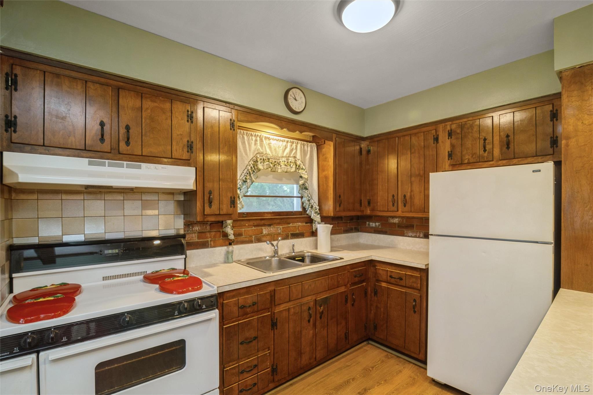 Single Family Mcgaw Avenue  Suffolk County, NY 11755, MLS-1027588-13